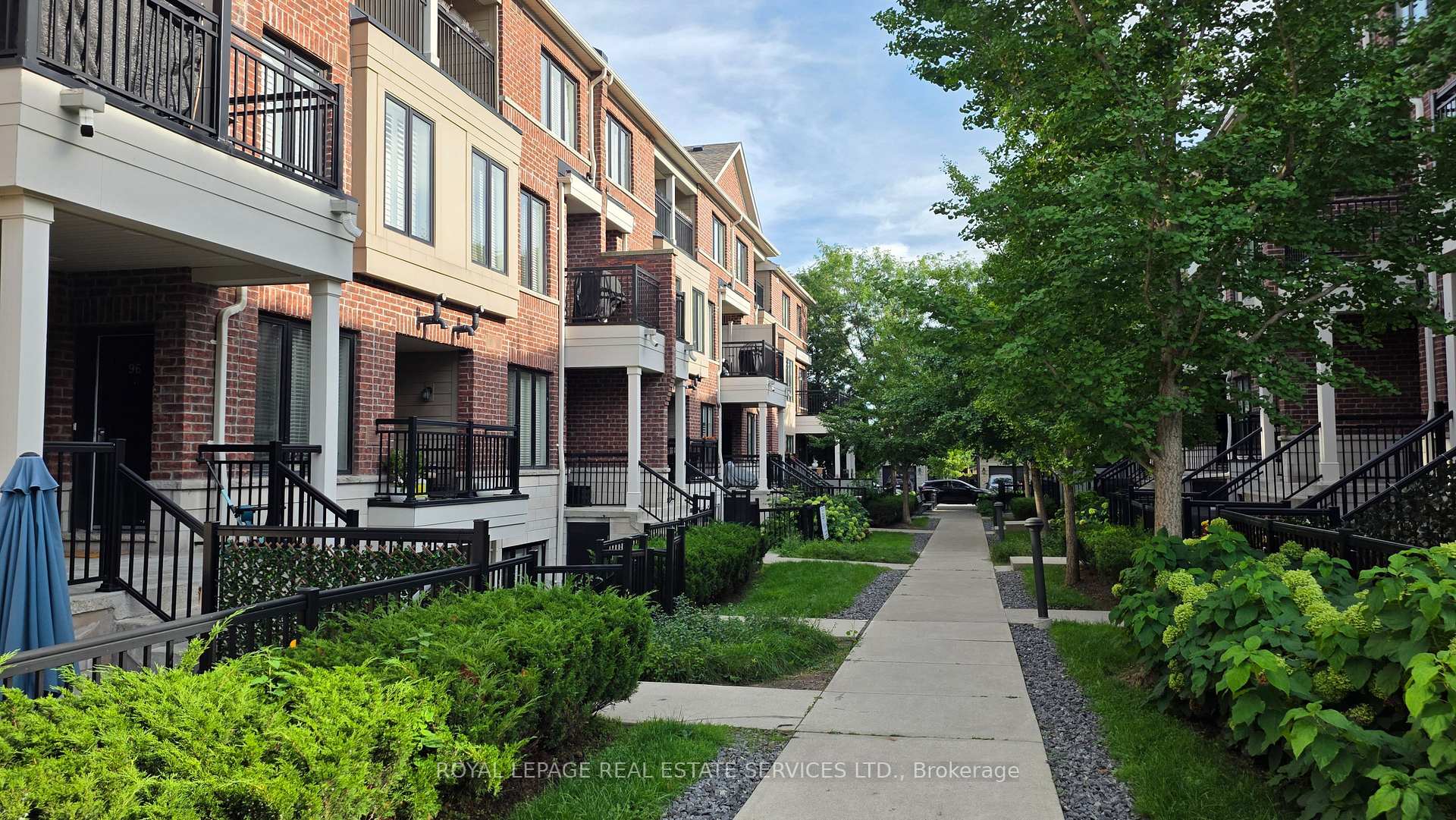 Photo of Unit 101, 30 Carnation Avenue