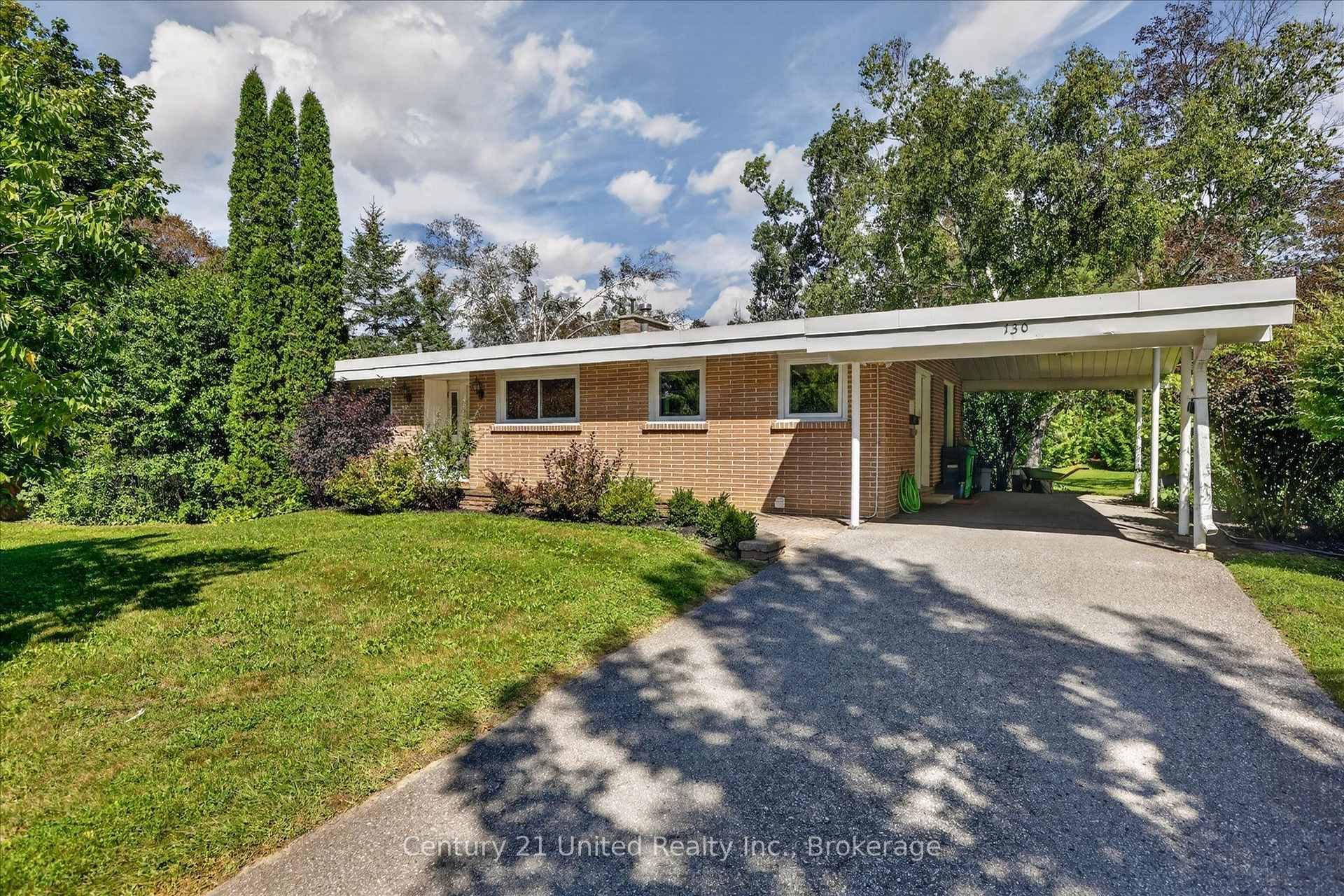 Photo 5 of 130 Roper Drive, Peterborough, Monaghan Ward 2 — HOMEH