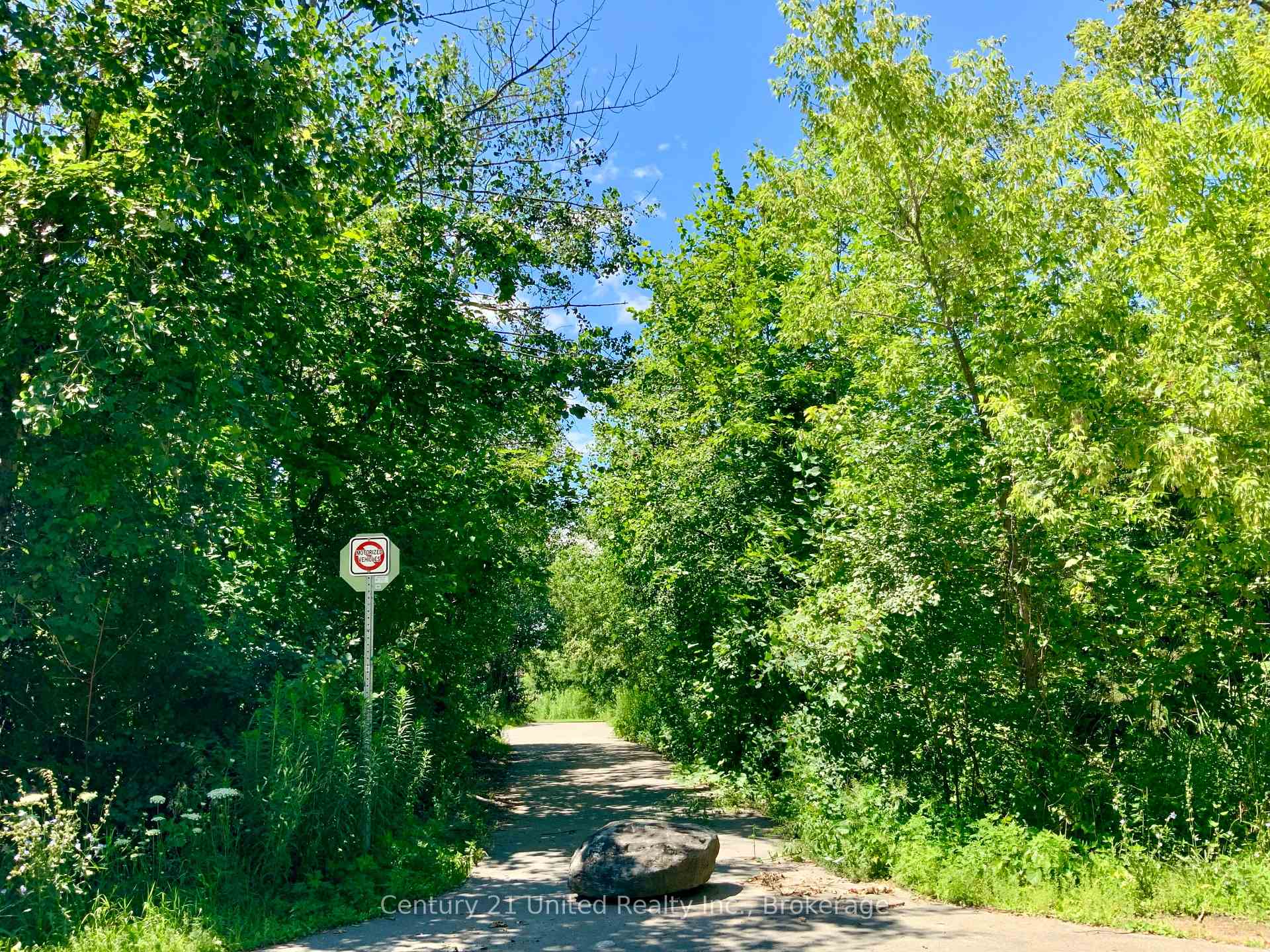 Photo 25 of 130 Roper Drive, Peterborough, Monaghan Ward 2 — HOMEH