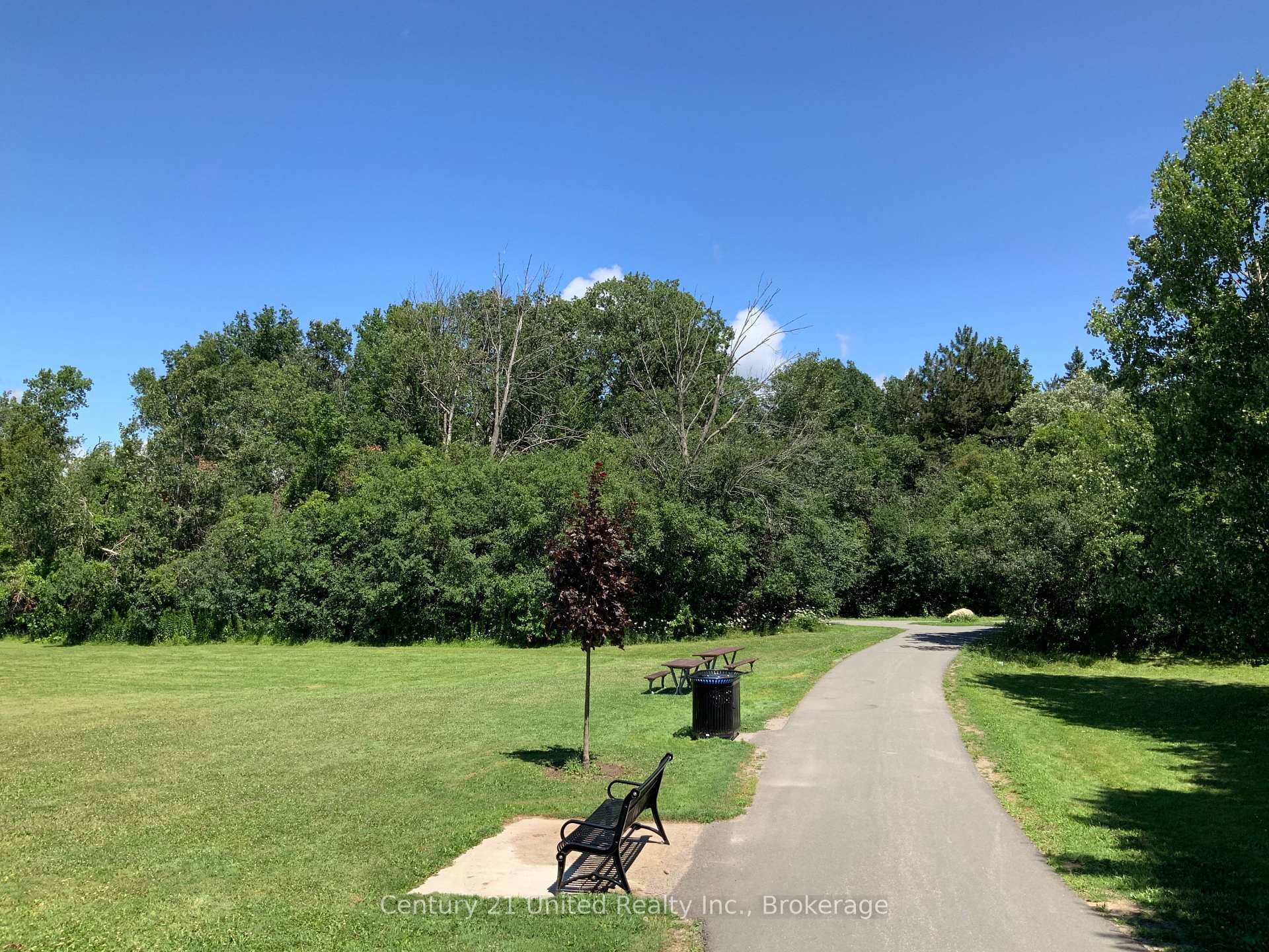Photo 29 of 130 Roper Drive, Peterborough, Monaghan Ward 2 — HOMEH