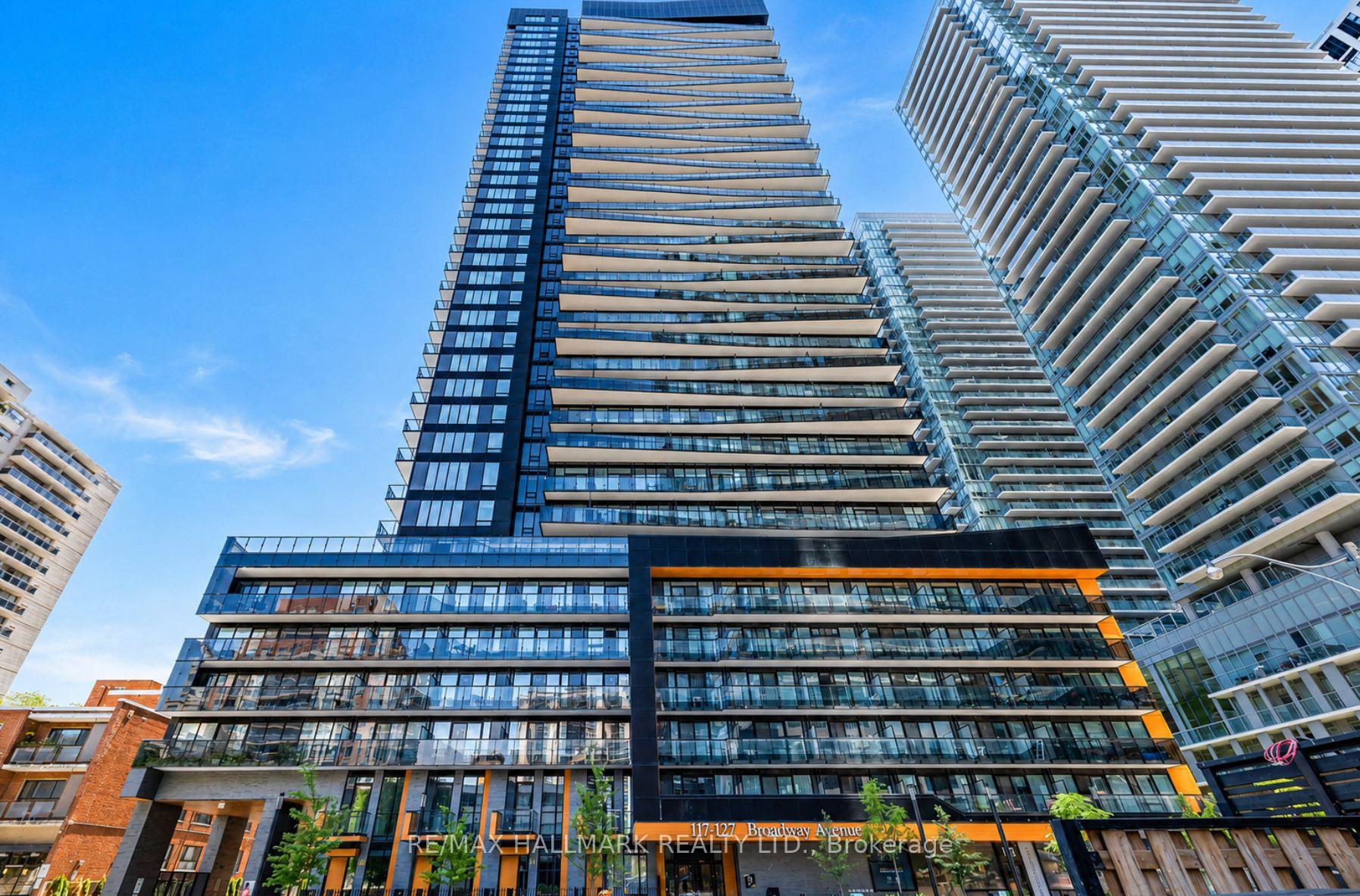 Front of Unit 1205, 117 Broadway Avenue