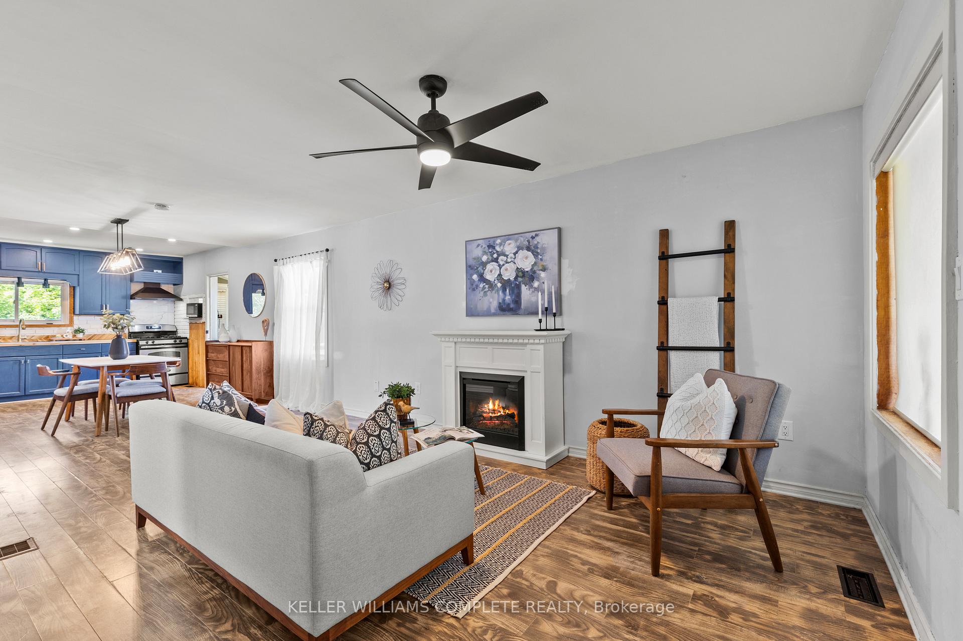 Photo 3 of 10 Monck Street, St. Catharines, Western Hill — HOMEH