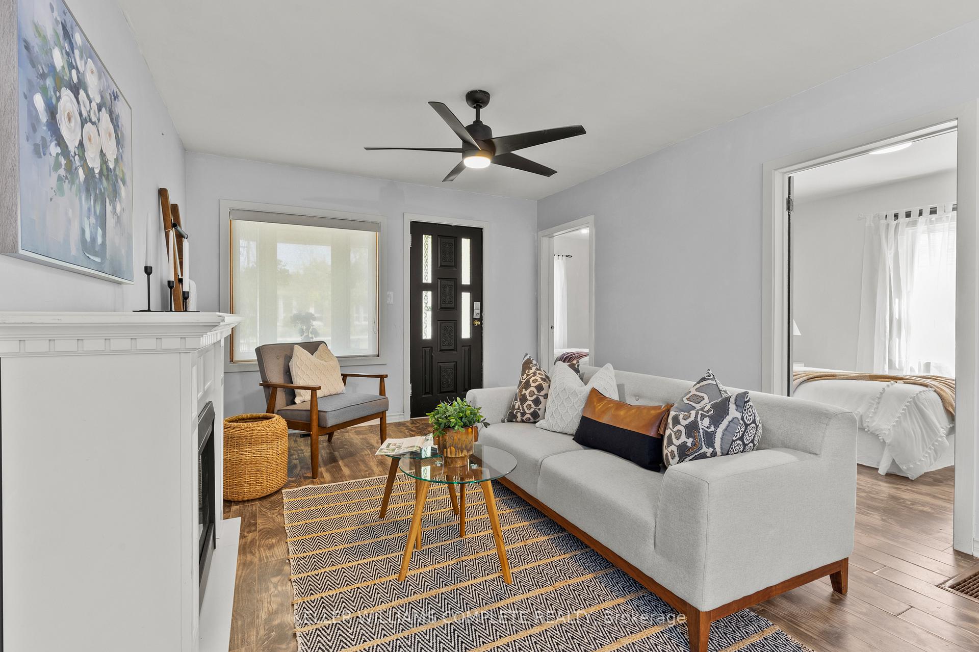 Photo 4 of 10 Monck Street, St. Catharines, Western Hill — HOMEH
