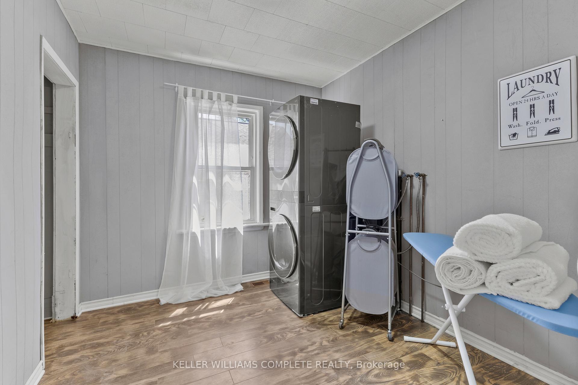 Photo 18 of 10 Monck Street, St. Catharines, Western Hill — HOMEH