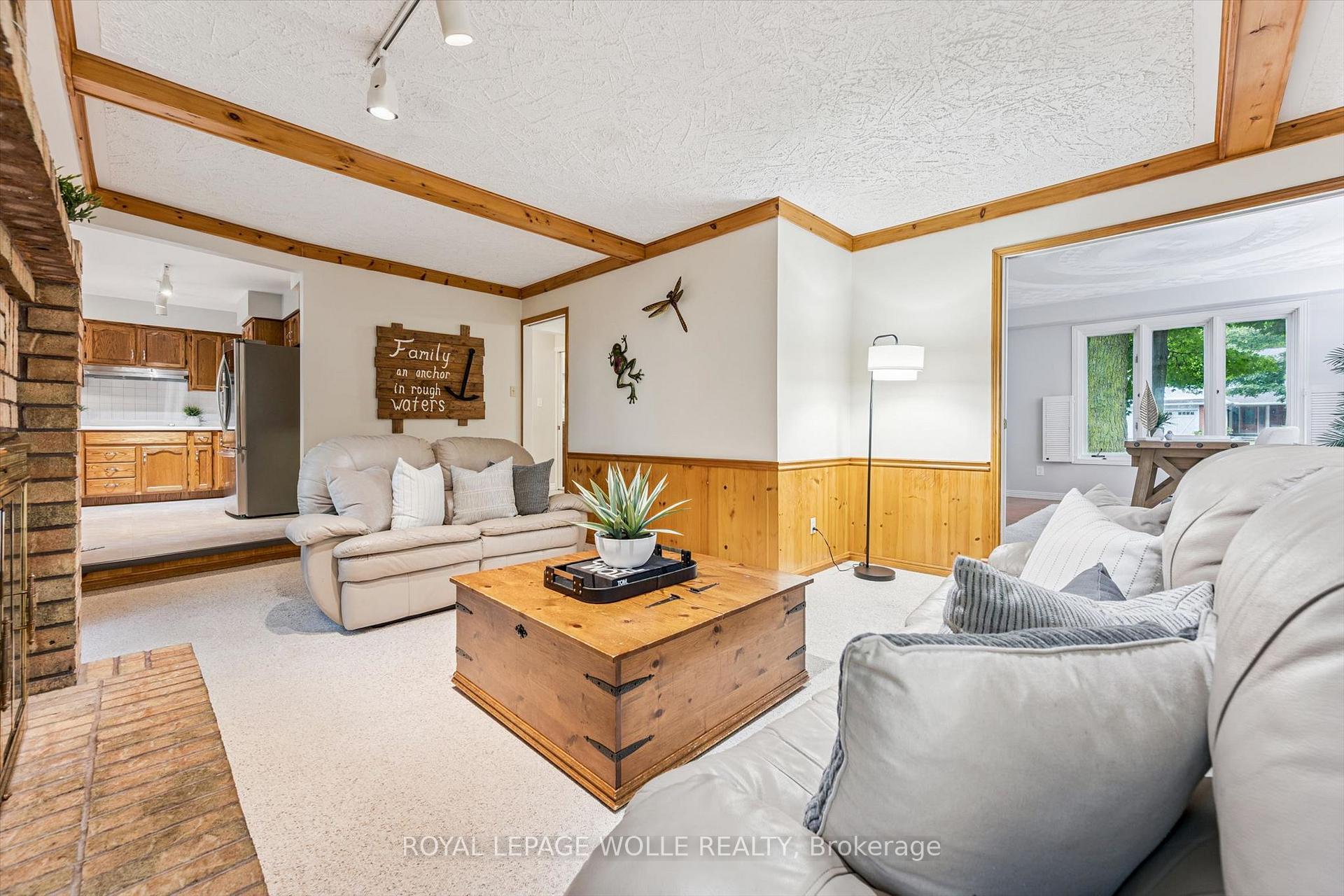 Photo 14 of 35 Pintail Drive, Woolwich, Elmira — HOMEH