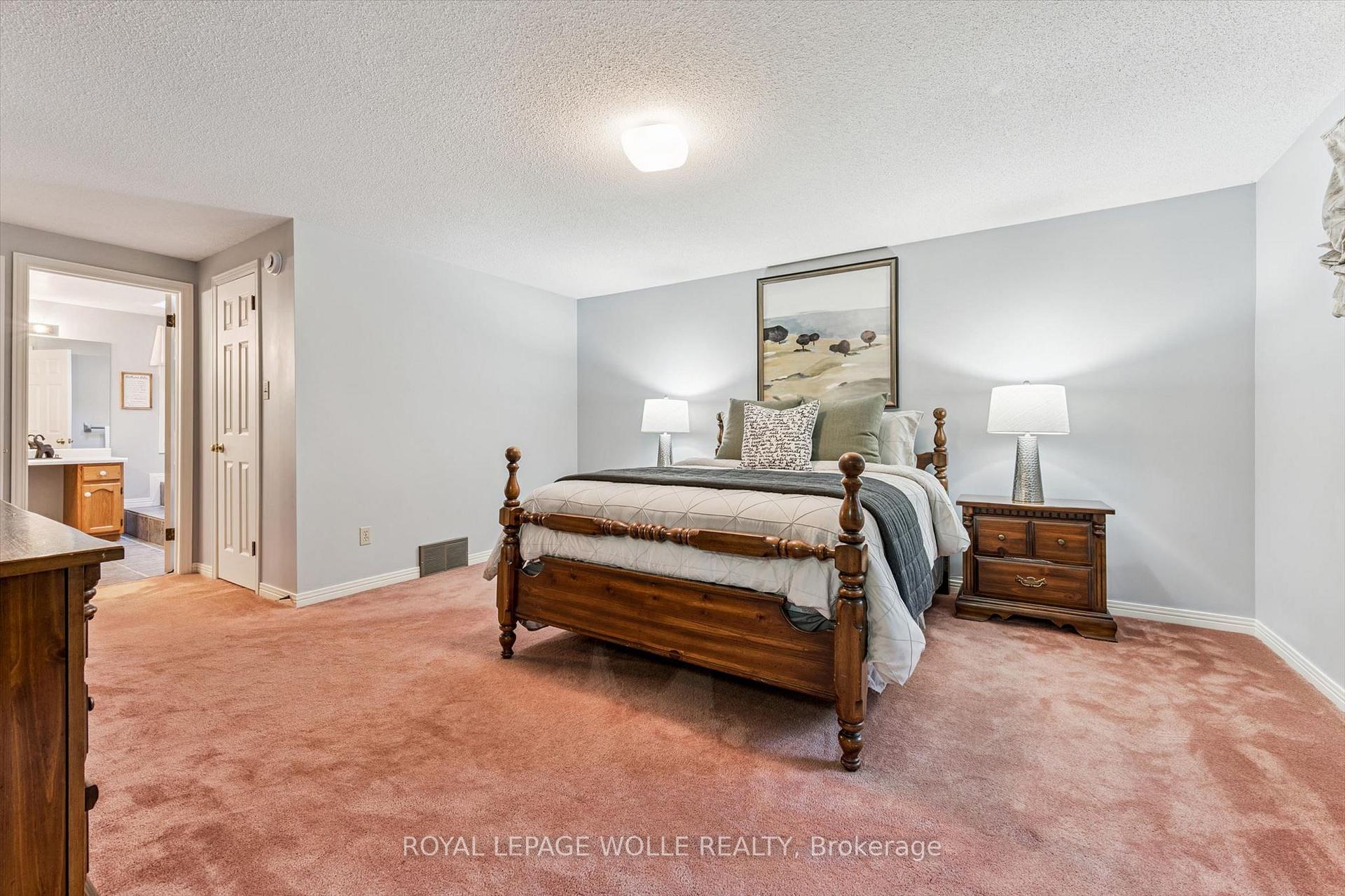Photo 31 of 35 Pintail Drive, Woolwich, Elmira — HOMEH