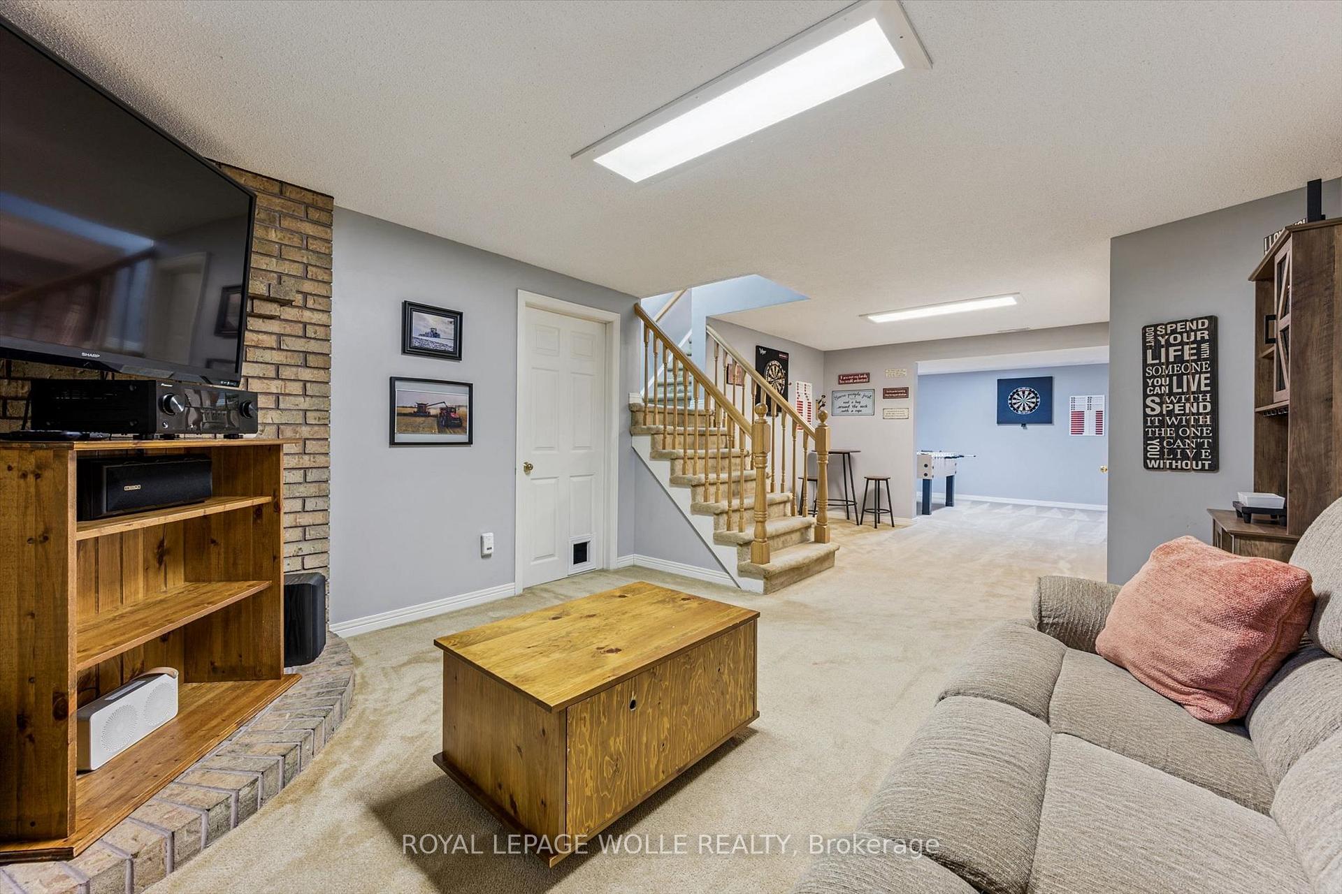 Photo 35 of 35 Pintail Drive, Woolwich, Elmira — HOMEH