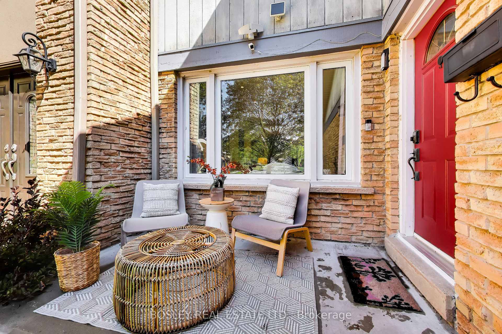 Photo 3 of 4269 Taffey Crescent, Mississauga, Erin Mills — HOMEH