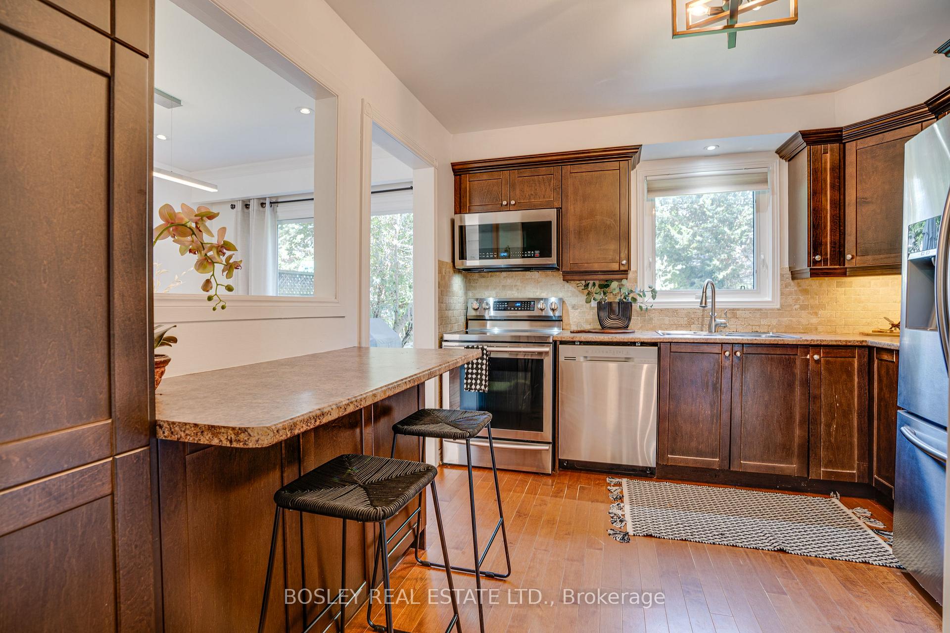 Photo 12 of 4269 Taffey Crescent, Mississauga, Erin Mills — HOMEH
