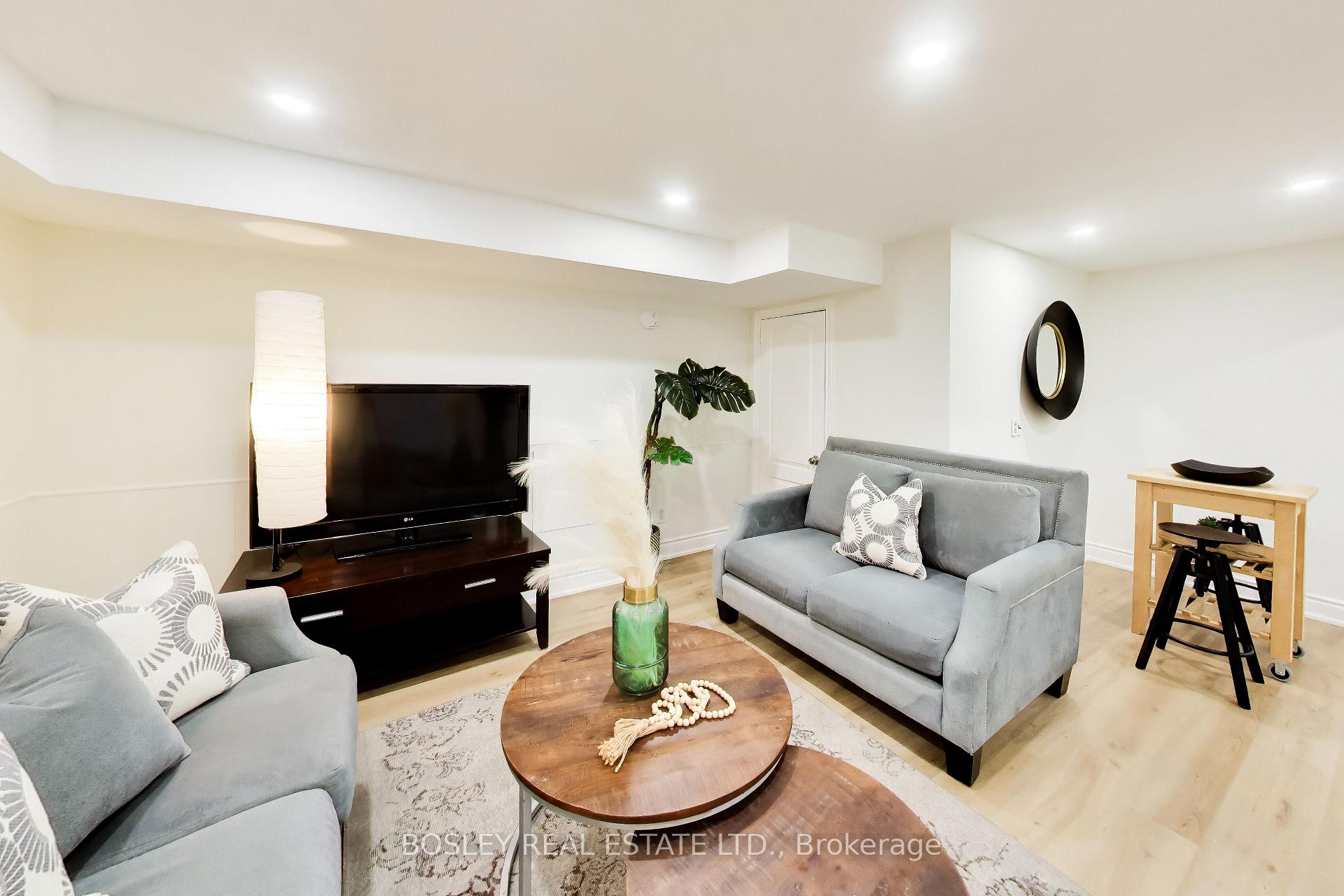 Photo 27 of 4269 Taffey Crescent, Mississauga, Erin Mills — HOMEH