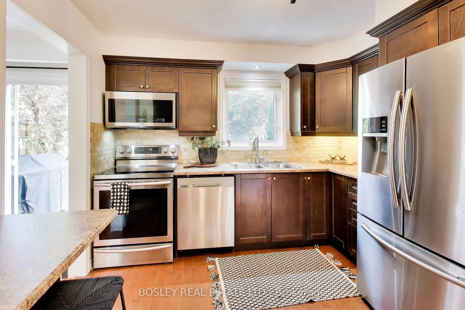 Photo 14 of 4269 Taffey Crescent, Mississauga, Erin Mills — HOMEH