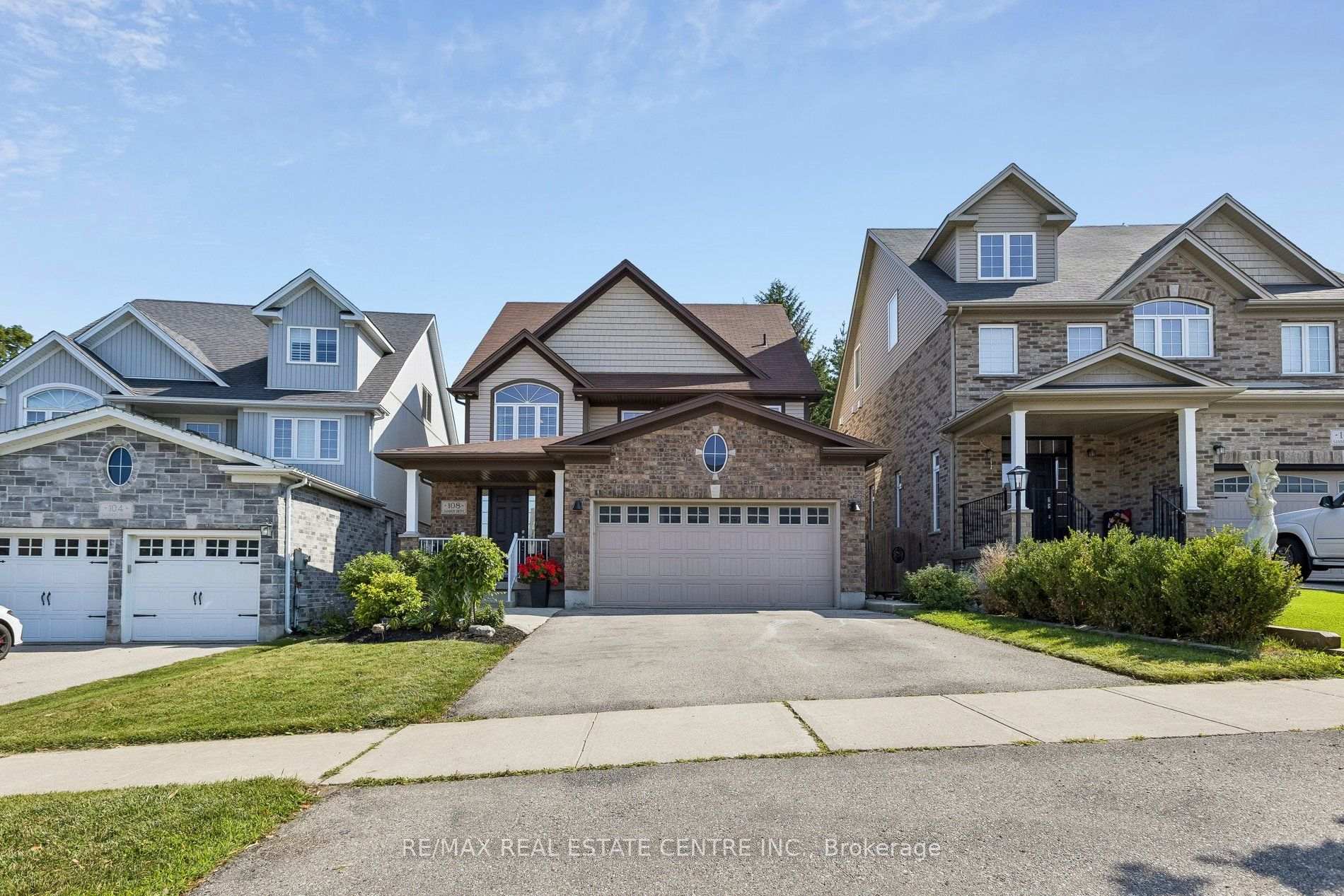 Photo 2 of 108 Sammon Drive, Guelph/Eramosa, Rockwood — HOMEH