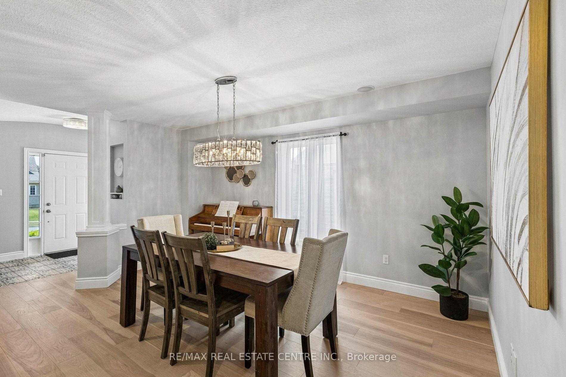 Photo 5 of 108 Sammon Drive, Guelph/Eramosa, Rockwood — HOMEH