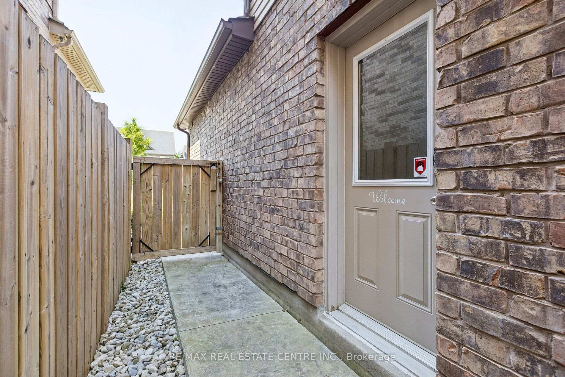 Photo 41 of 108 Sammon Drive, Guelph/Eramosa, Rockwood — HOMEH