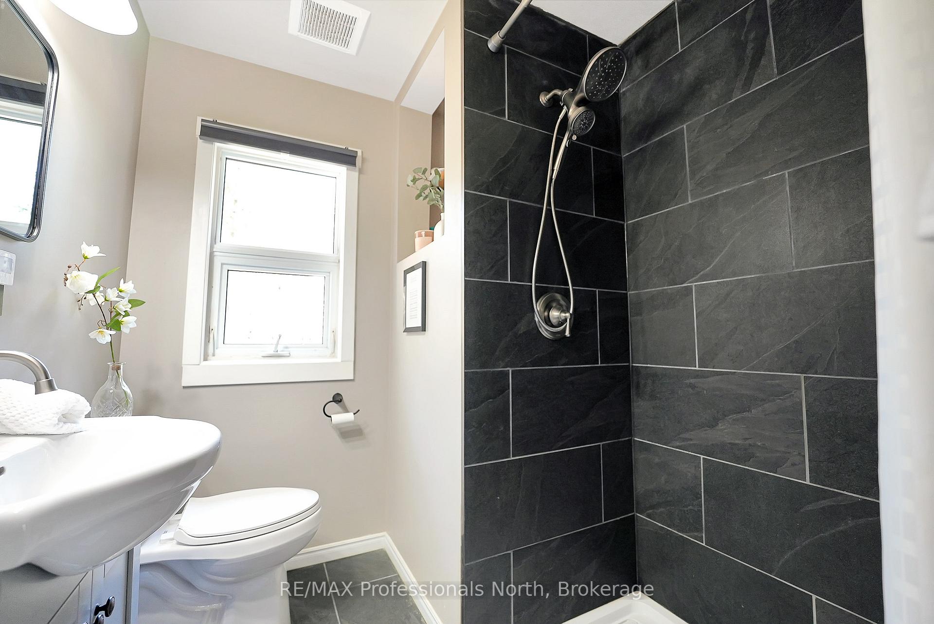 Photo 25 of 1130 Fader Drive, Algonquin Highlands, Stanhope — HOMEH
