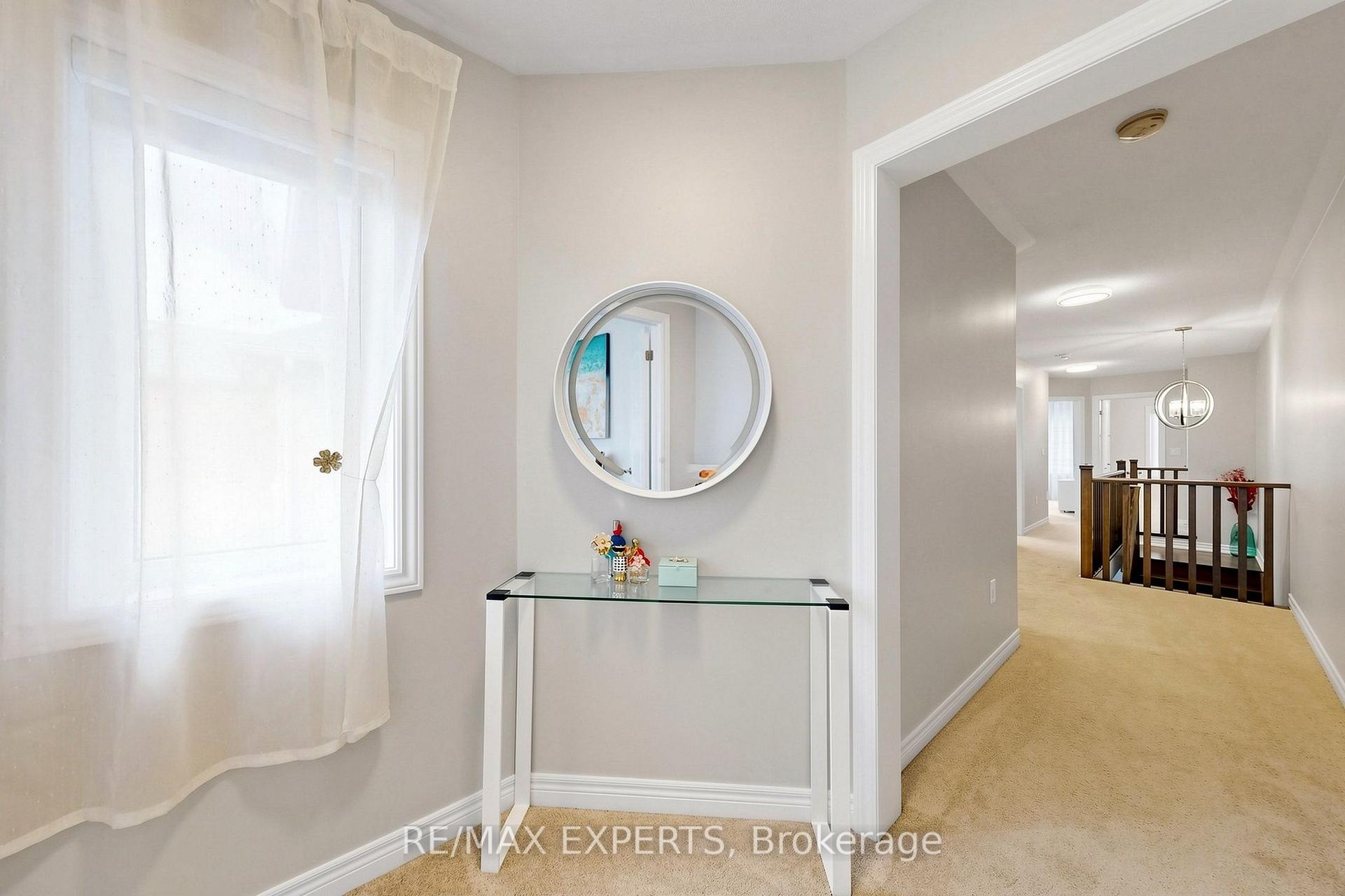 Photo 19 of 9 Applegate Drive, East Gwillimbury, Sharon — HOMEH