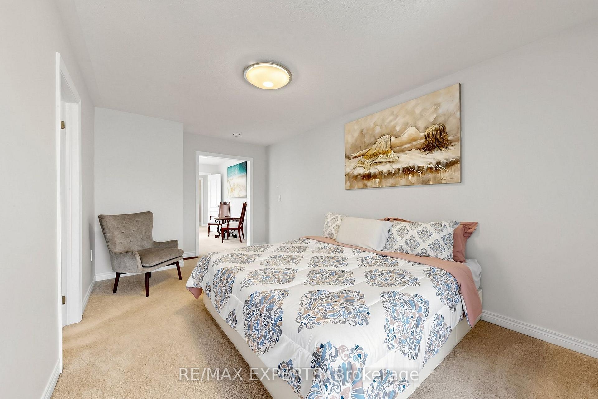 Photo 25 of 9 Applegate Drive, East Gwillimbury, Sharon — HOMEH