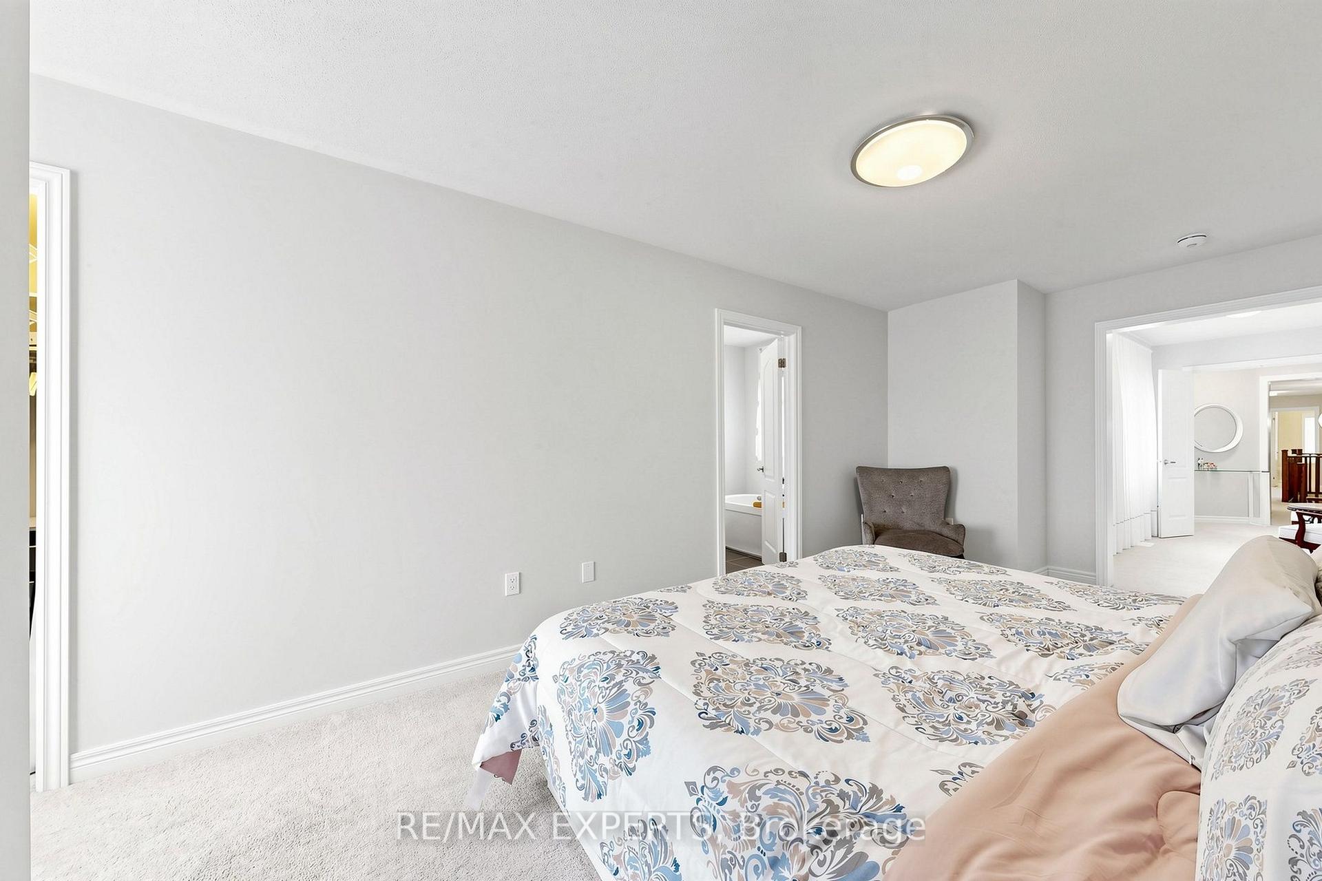 Photo 26 of 9 Applegate Drive, East Gwillimbury, Sharon — HOMEH