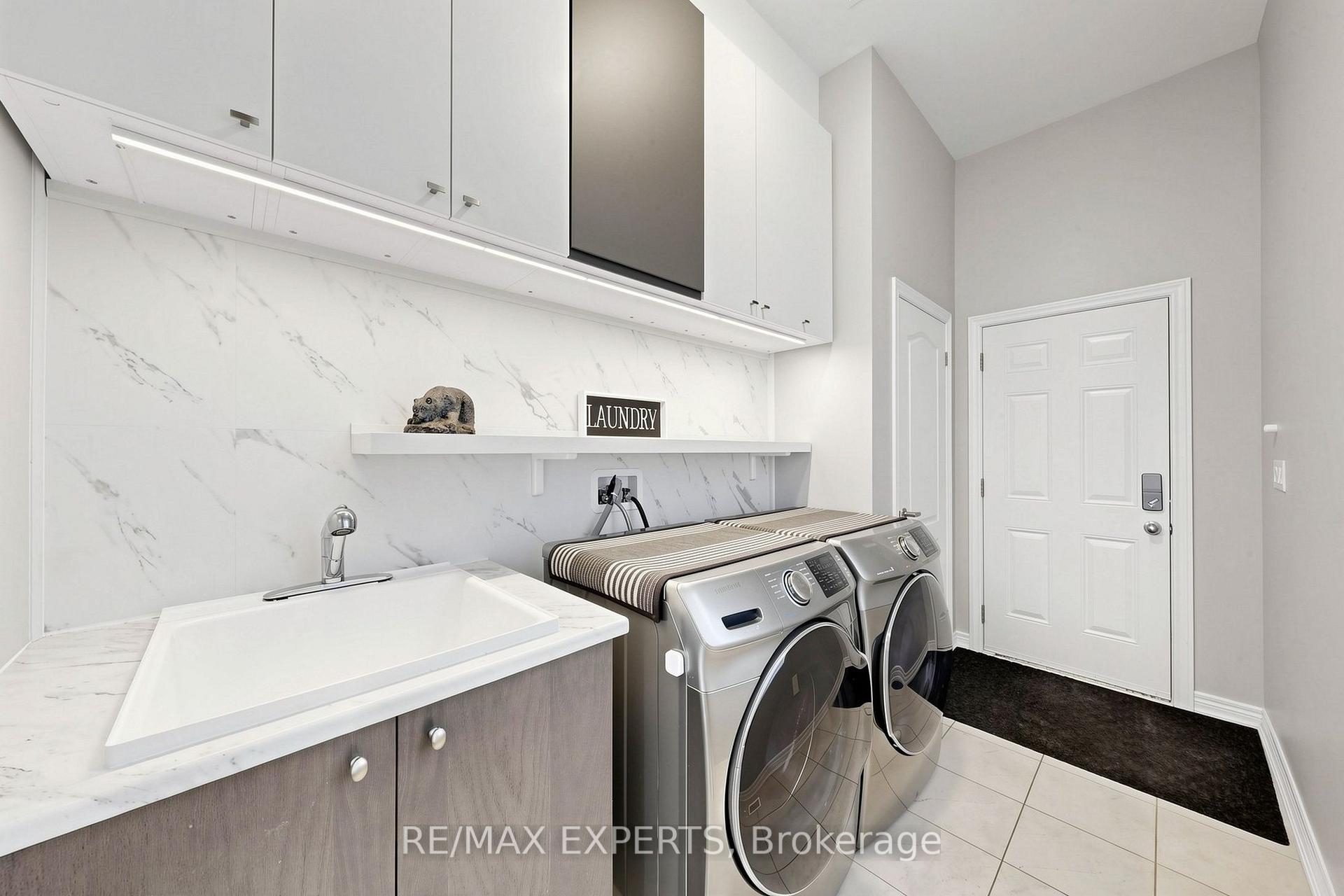 Photo 42 of 9 Applegate Drive, East Gwillimbury, Sharon — HOMEH