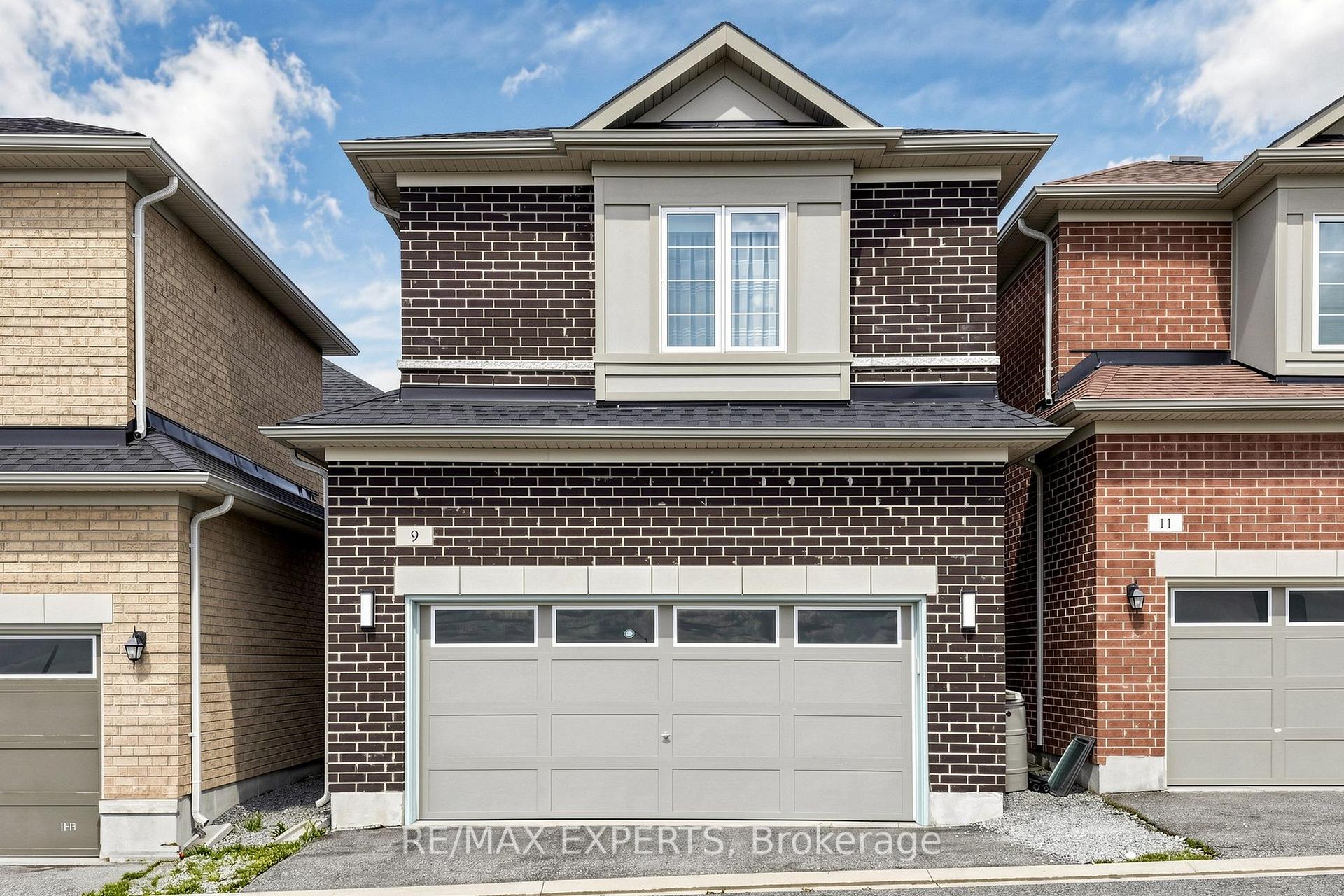 Photo 45 of 9 Applegate Drive, East Gwillimbury, Sharon — HOMEH