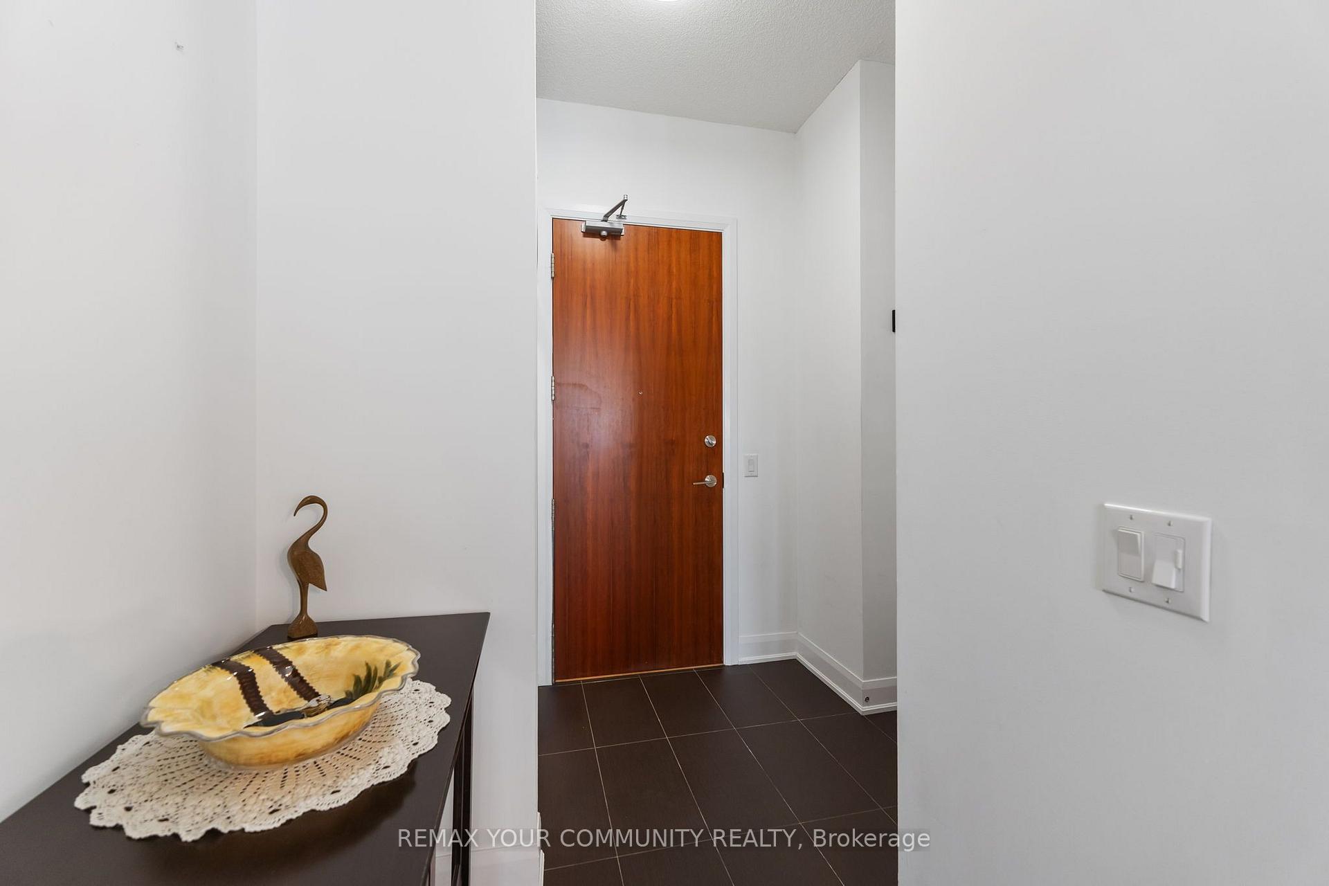 Photo 3 of Unit 205, 4700 Highway 7, Vaughan, East Woodbridge — HOMEH