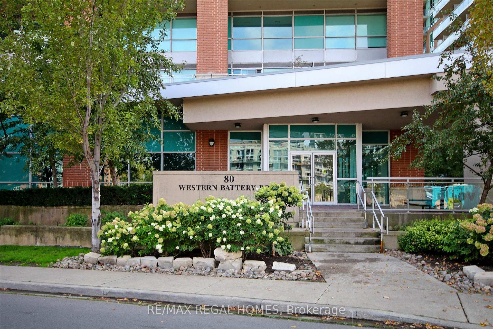 Photo 27 of Unit 2304, 80 Western Battery Road, Toronto, Niagara — HOMEH