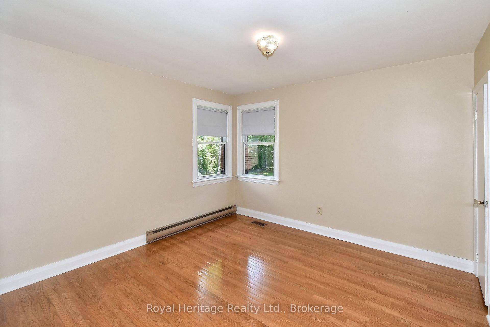 Photo 9 of 476 King George Street, Peterborough, Otonabee Ward 1 — HOMEH