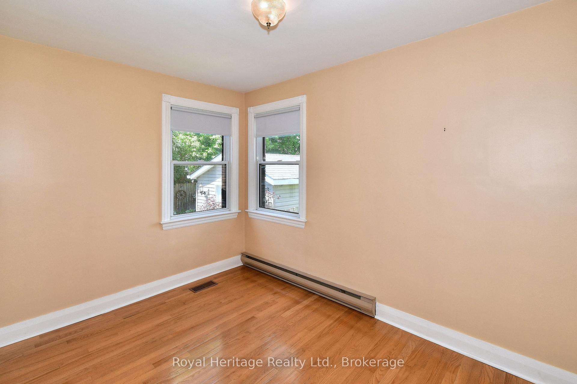 Photo 11 of 476 King George Street, Peterborough, Otonabee Ward 1 — HOMEH