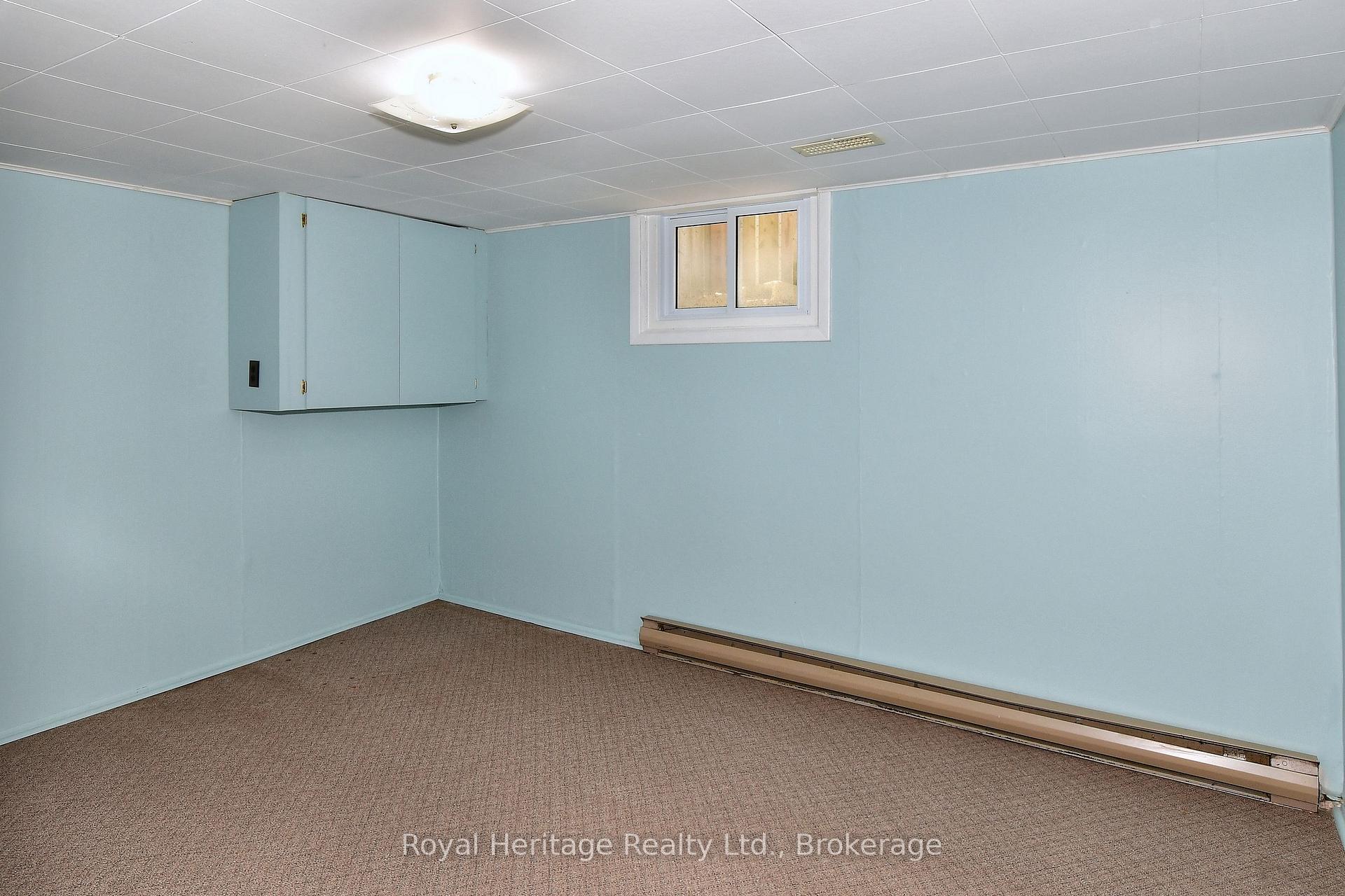 Photo 23 of 476 King George Street, Peterborough, Otonabee Ward 1 — HOMEH