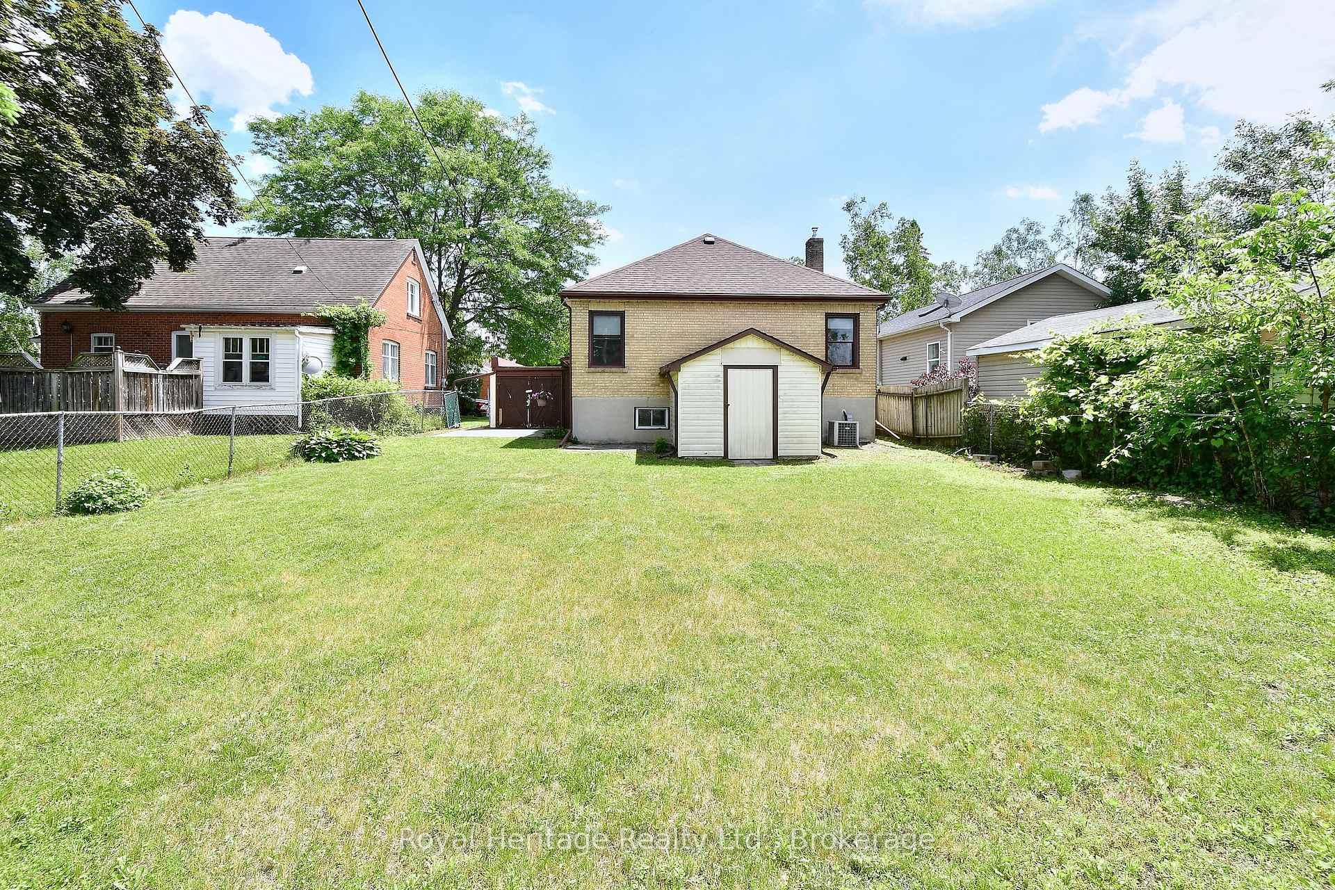 Photo 27 of 476 King George Street, Peterborough, Otonabee Ward 1 — HOMEH