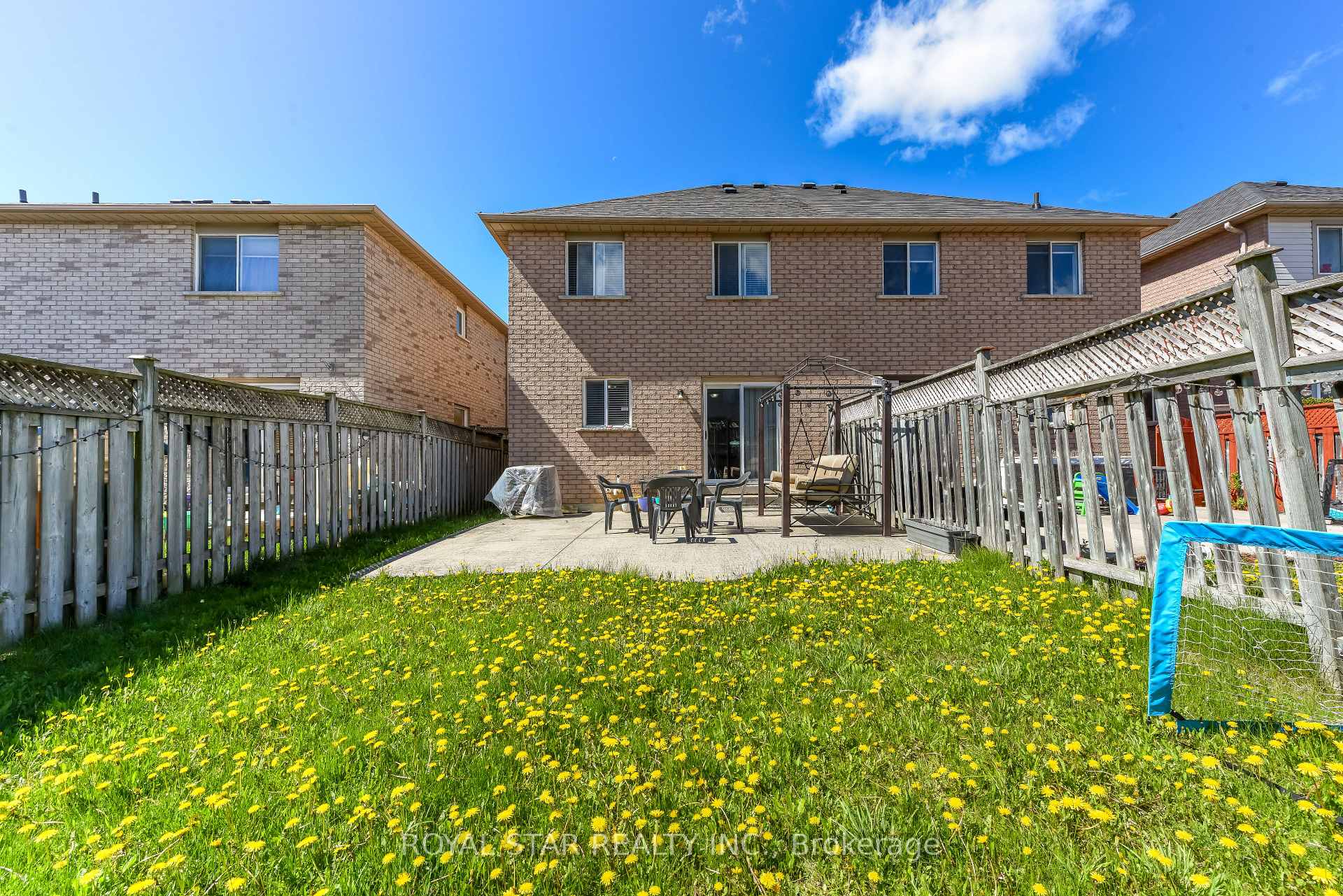 Photo 41 of 33 Coppermill Drive, Brampton, Northwest Sandalwood Parkway — HOMEH