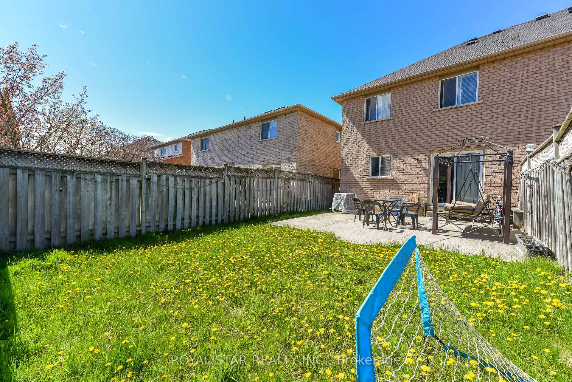 Photo 42 of 33 Coppermill Drive, Brampton, Northwest Sandalwood Parkway — HOMEH