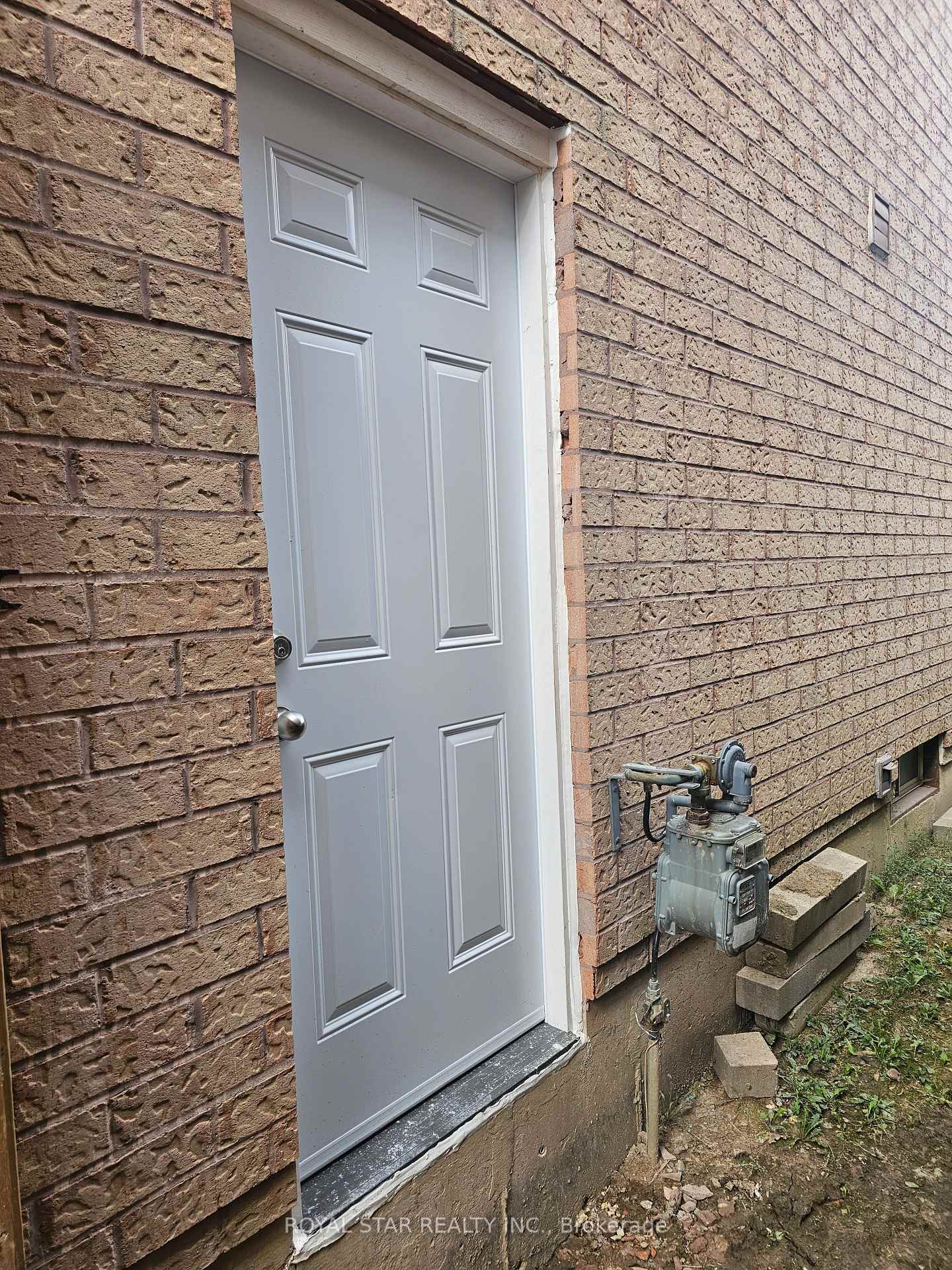 Photo 49 of 33 Coppermill Drive, Brampton, Northwest Sandalwood Parkway — HOMEH