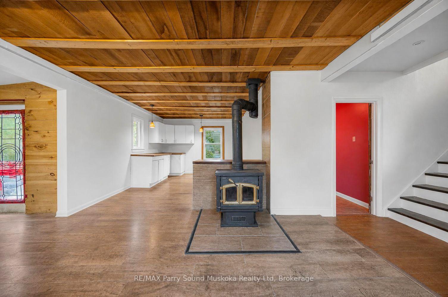 Photo 11 of 5 Wakefield Street, Parry Sound — HOMEH