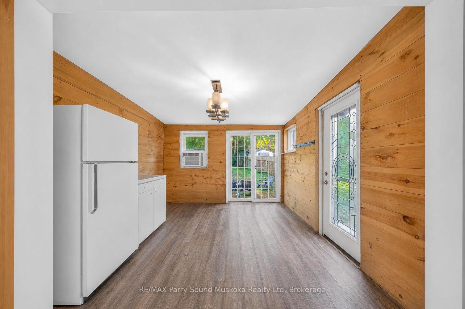 Photo 12 of 5 Wakefield Street, Parry Sound — HOMEH