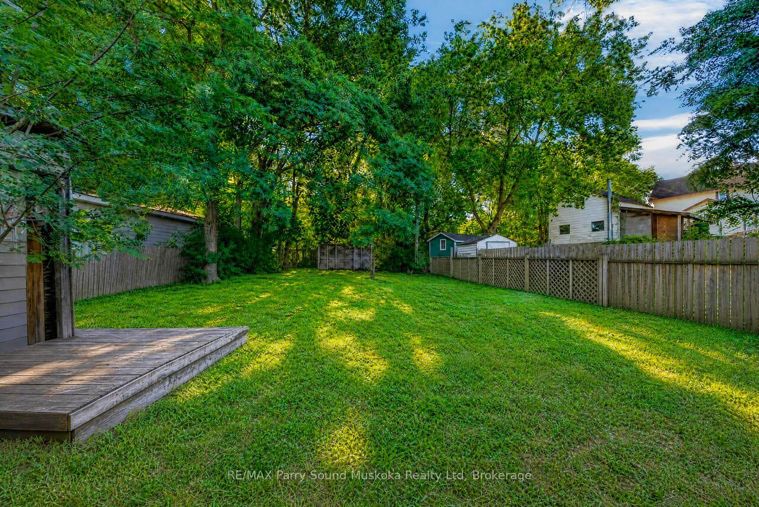 Photo 37 of 5 Wakefield Street, Parry Sound — HOMEH