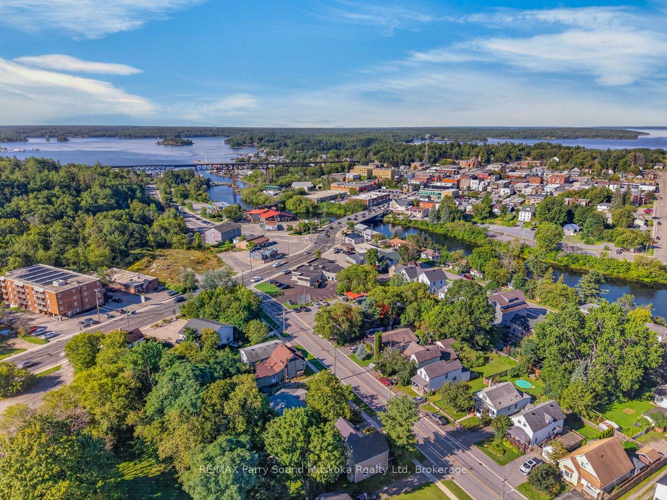 Photo 39 of 5 Wakefield Street, Parry Sound — HOMEH