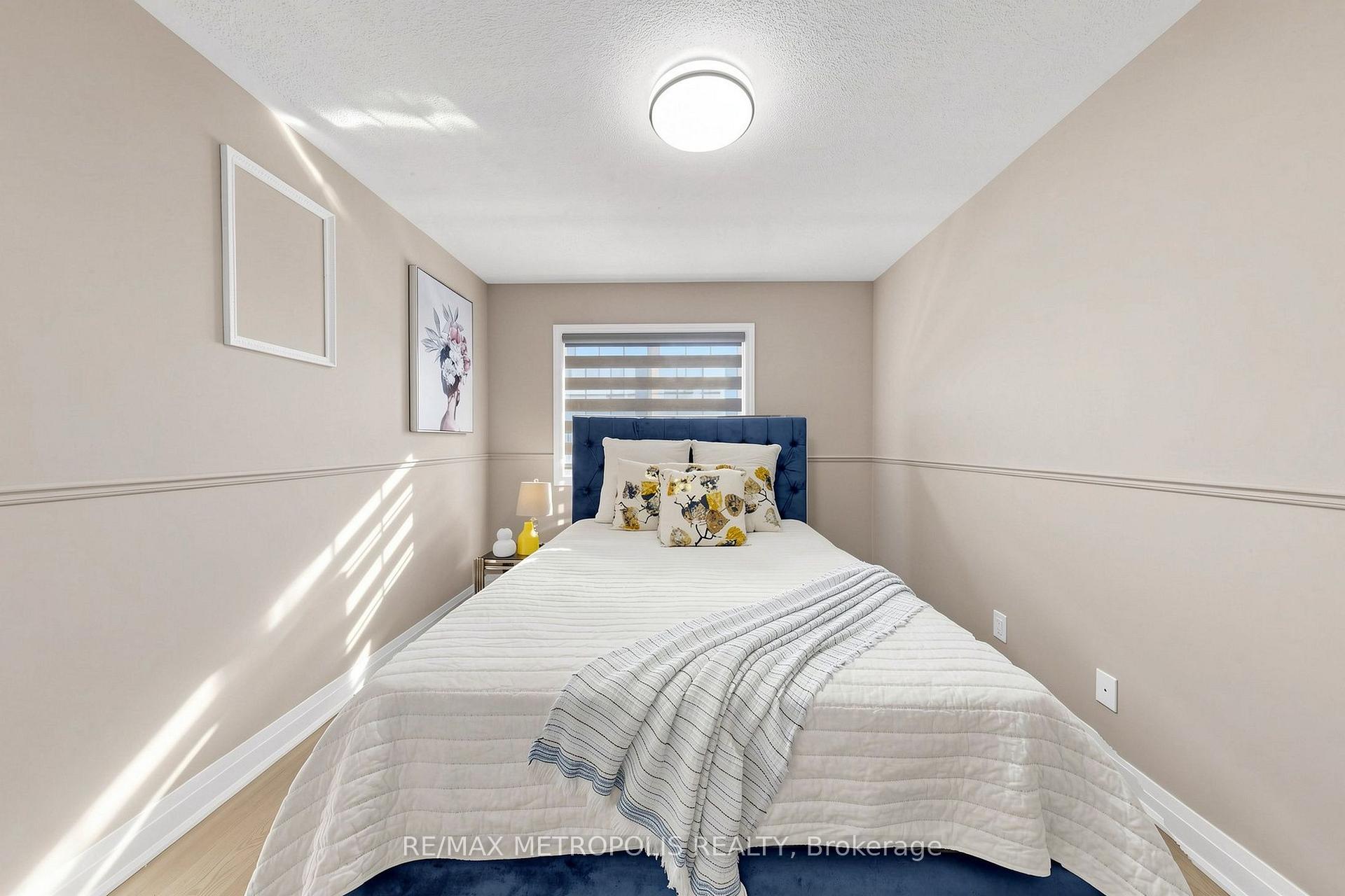 Photo 28 of 115 Sandway Crescent, Vaughan, Maple — HOMEH