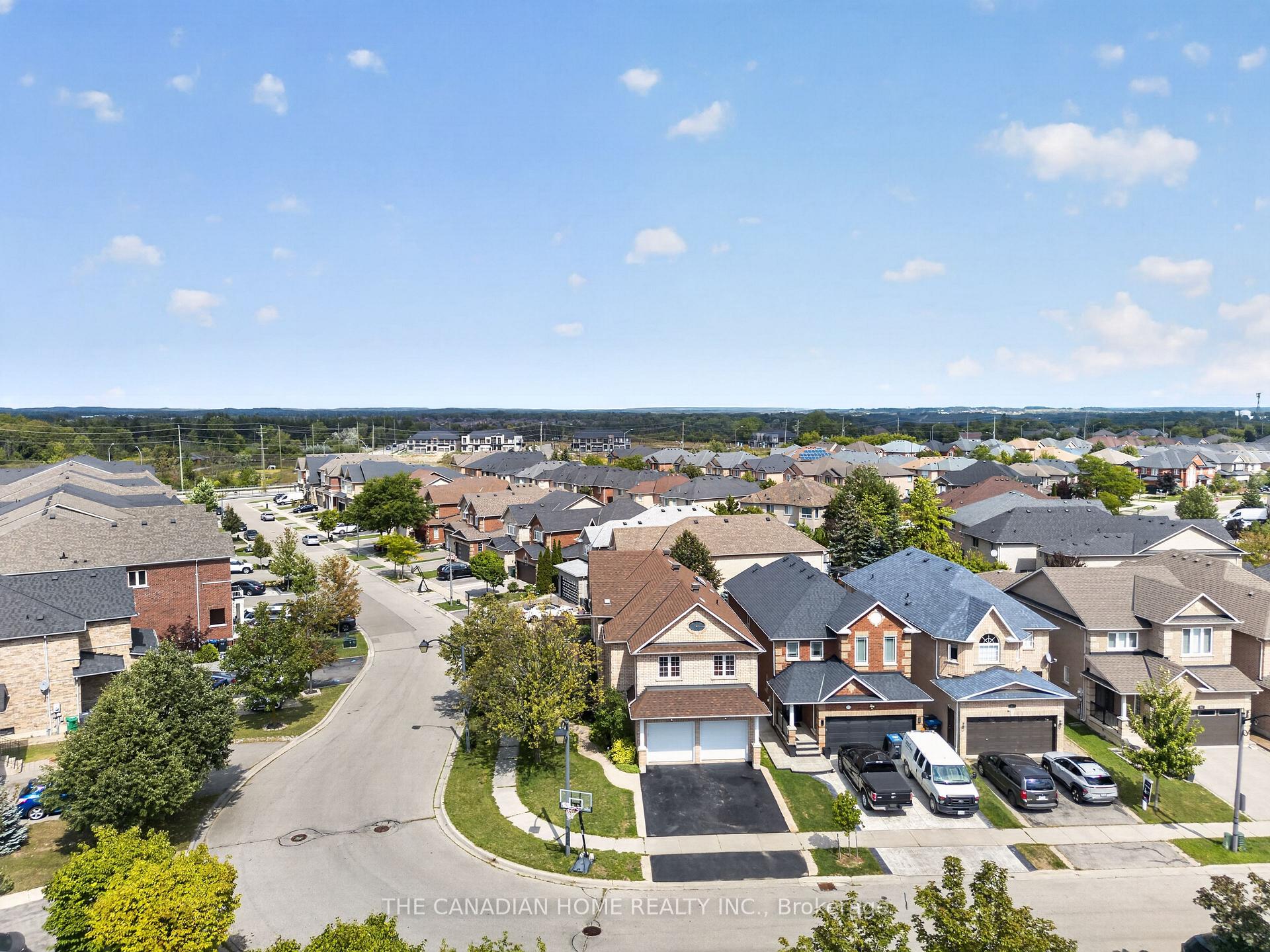 Photo 7 of 63 Humbershed Crescent, Caledon, Bolton West — HOMEH