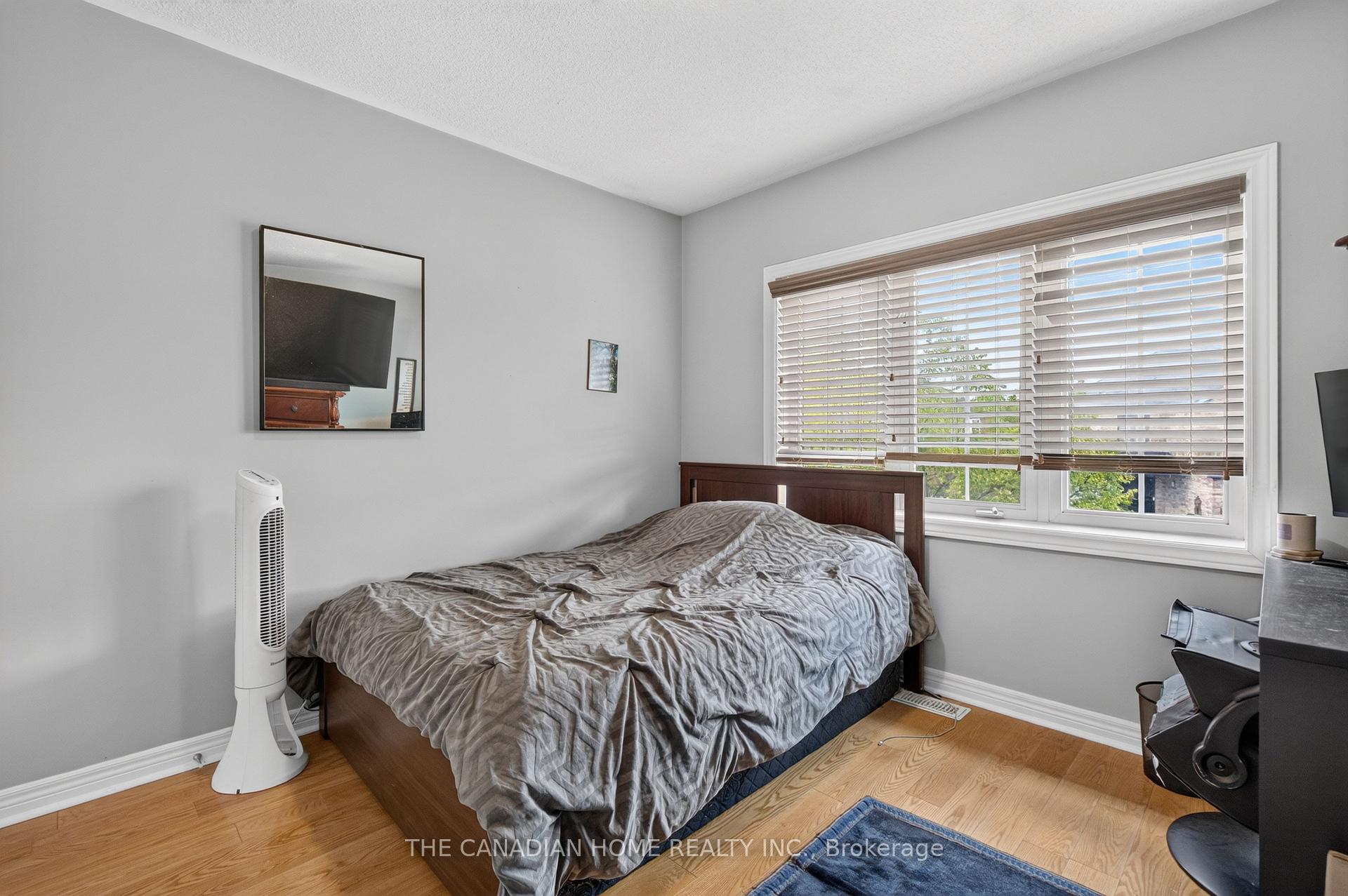 Photo 34 of 63 Humbershed Crescent, Caledon, Bolton West — HOMEH