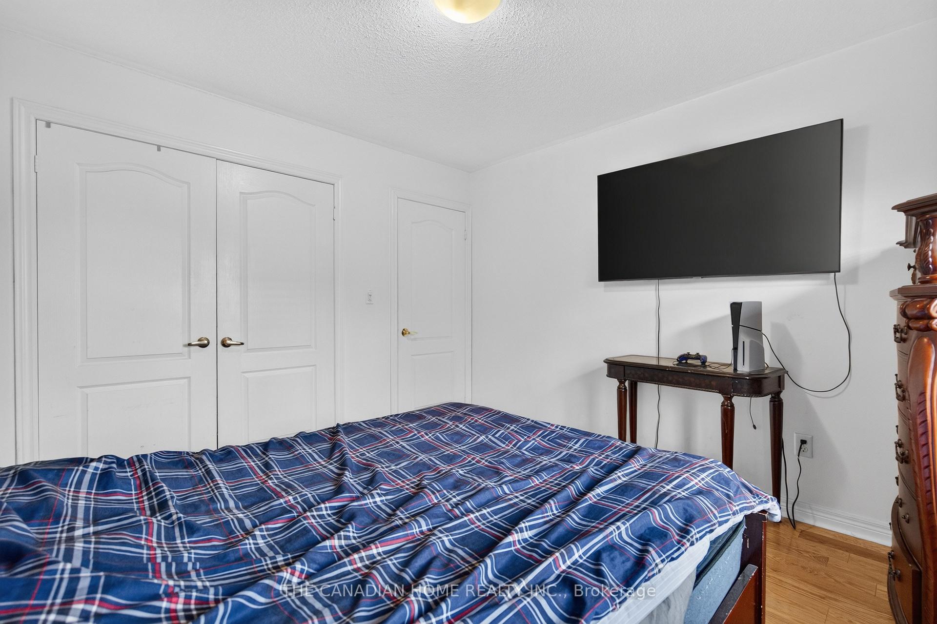 Photo 39 of 63 Humbershed Crescent, Caledon, Bolton West — HOMEH