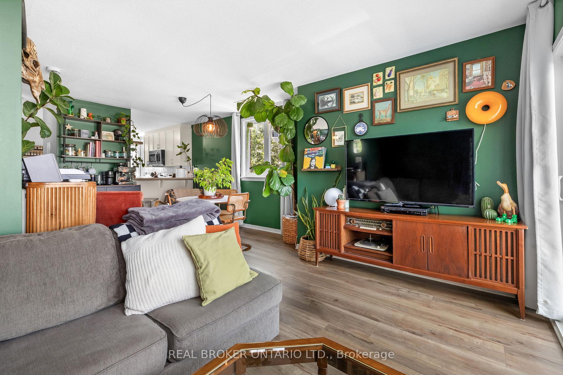 Photo 5 of 3415 Cambrian Road, Ottawa, Barrhaven - Stonebridge — HOMEH