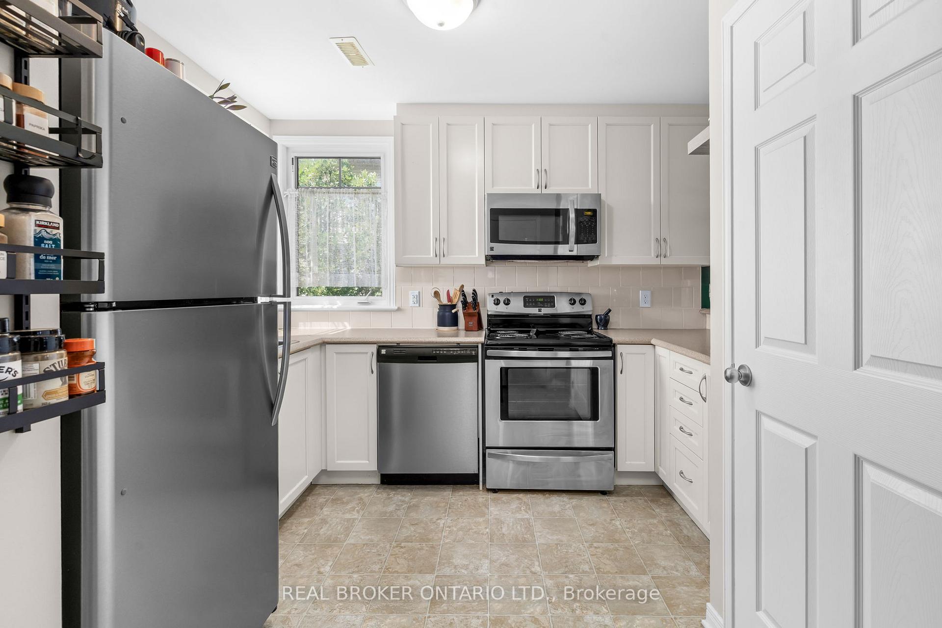 Photo 14 of 3415 Cambrian Road, Ottawa, Barrhaven - Stonebridge — HOMEH
