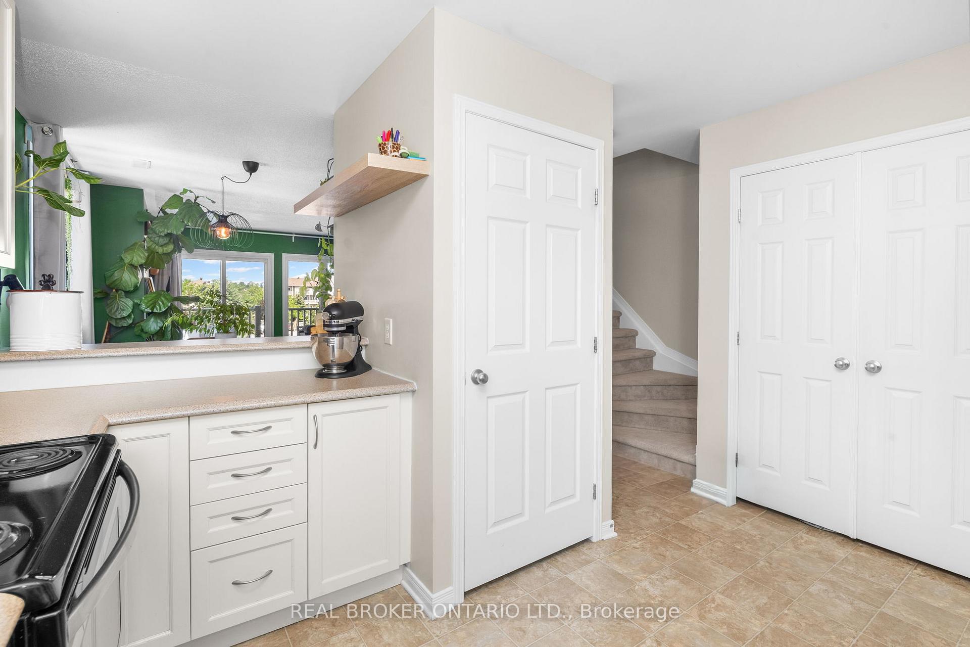 Photo 16 of 3415 Cambrian Road, Ottawa, Barrhaven - Stonebridge — HOMEH