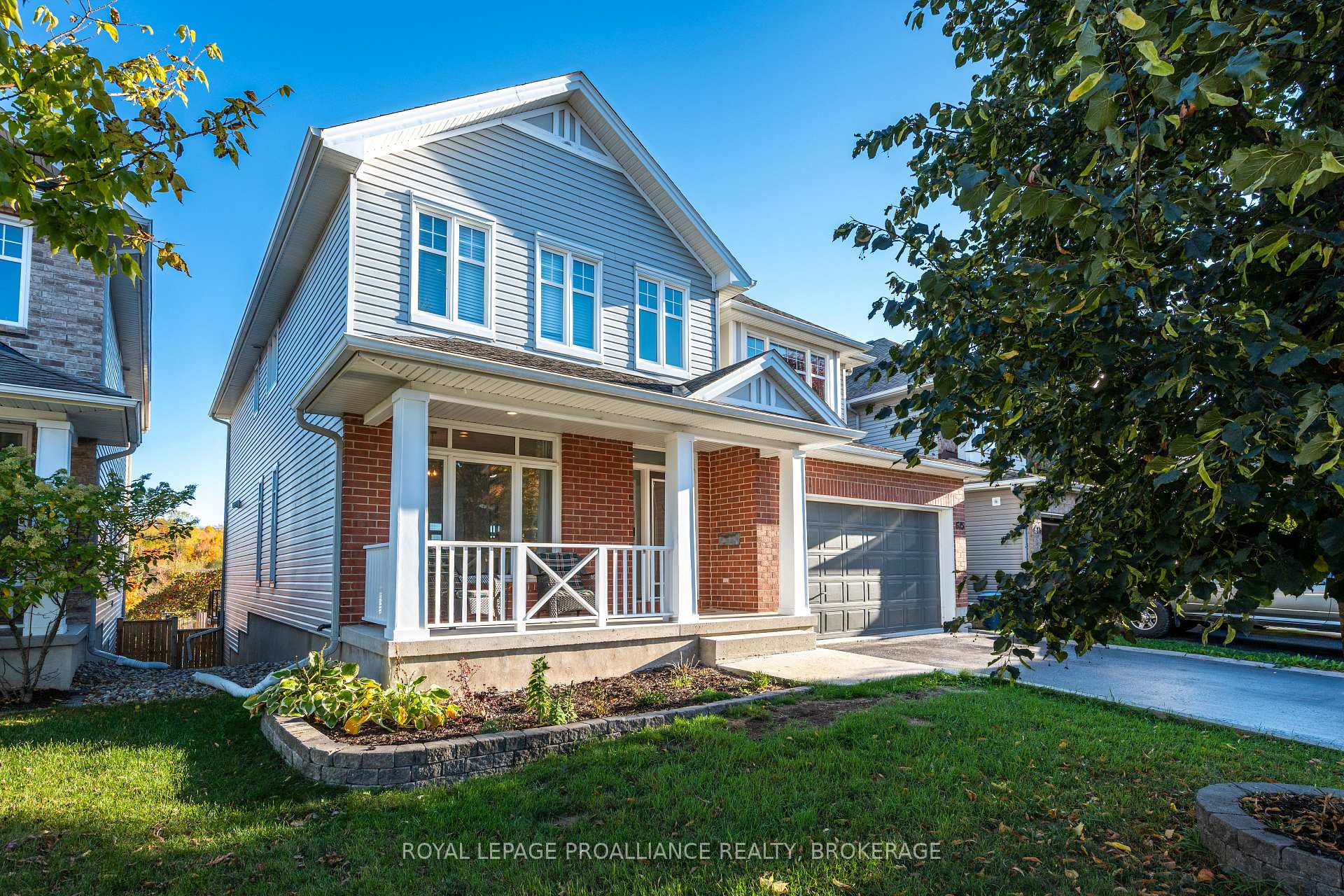 Photo 2 of 675 Fieldstone Drive, Kingston, Kingston East (Incl Barret Crt) — HOMEH