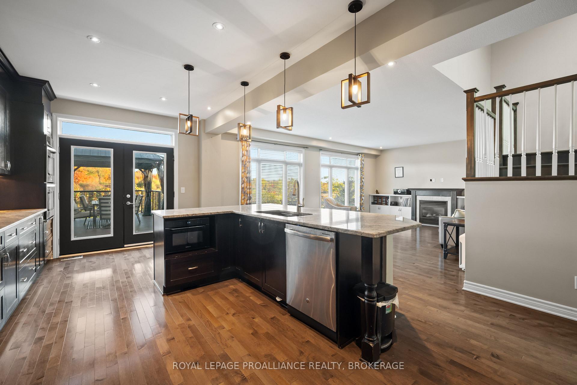 Photo 11 of 675 Fieldstone Drive, Kingston, Kingston East (Incl Barret Crt) — HOMEH