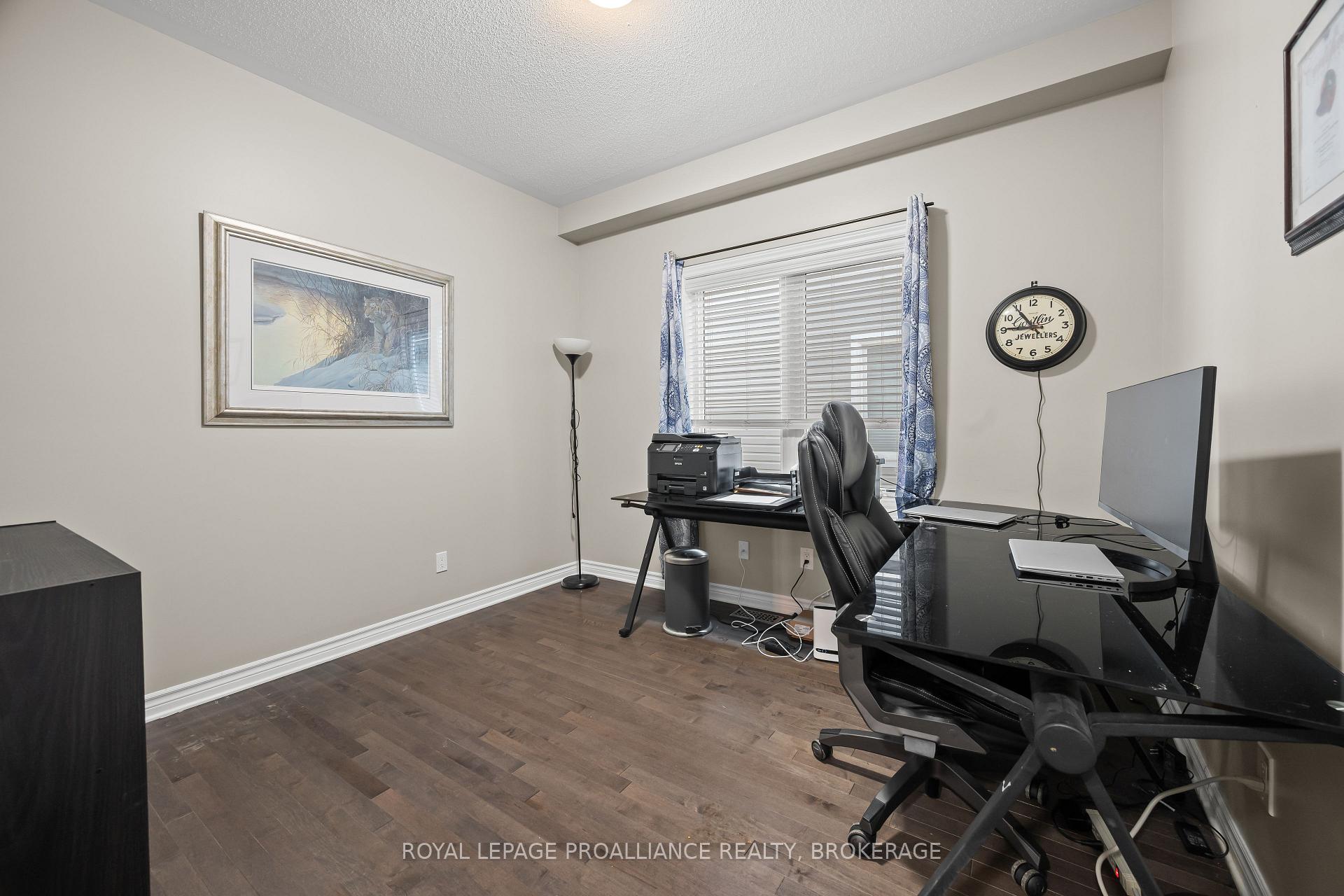 Photo 14 of 675 Fieldstone Drive, Kingston, Kingston East (Incl Barret Crt) — HOMEH
