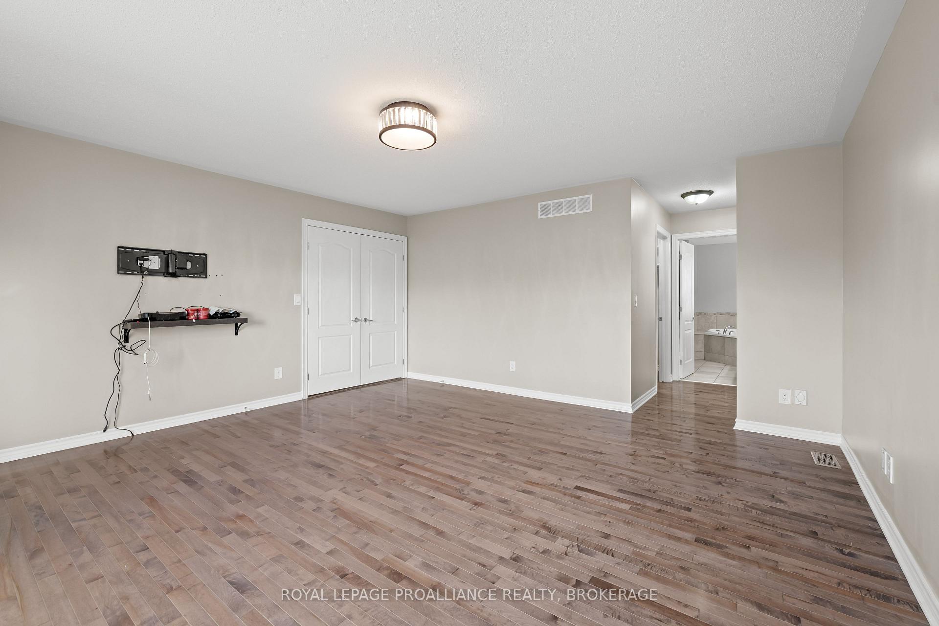 Photo 20 of 675 Fieldstone Drive, Kingston, Kingston East (Incl Barret Crt) — HOMEH