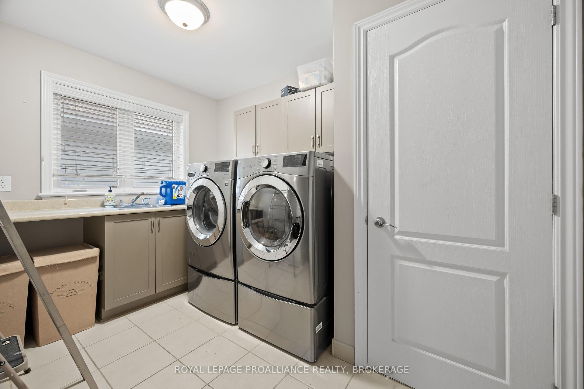 Photo 24 of 675 Fieldstone Drive, Kingston, Kingston East (Incl Barret Crt) — HOMEH
