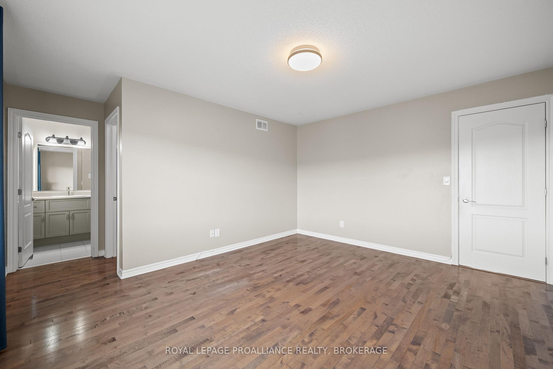 Photo 32 of 675 Fieldstone Drive, Kingston, Kingston East (Incl Barret Crt) — HOMEH
